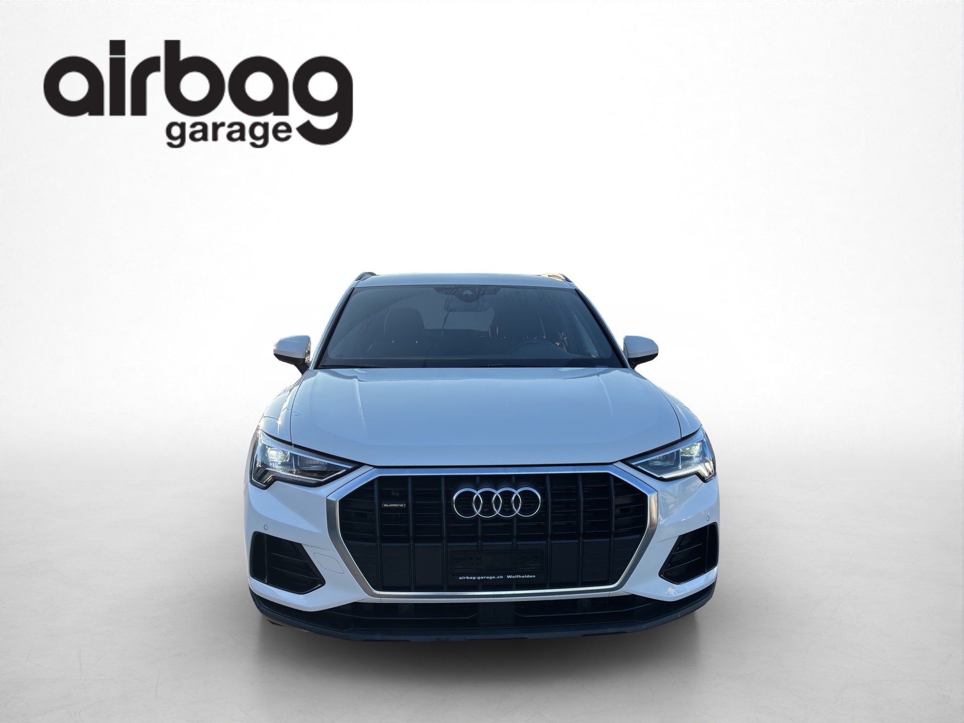 AUDI Q3 35 TDI Attraction quattro S-tronic-image-3