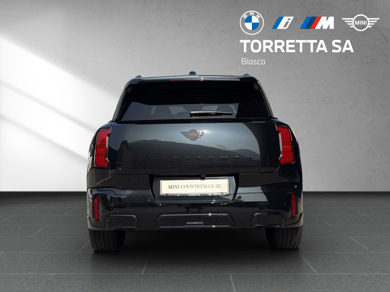 MINI Countryman E-image-3