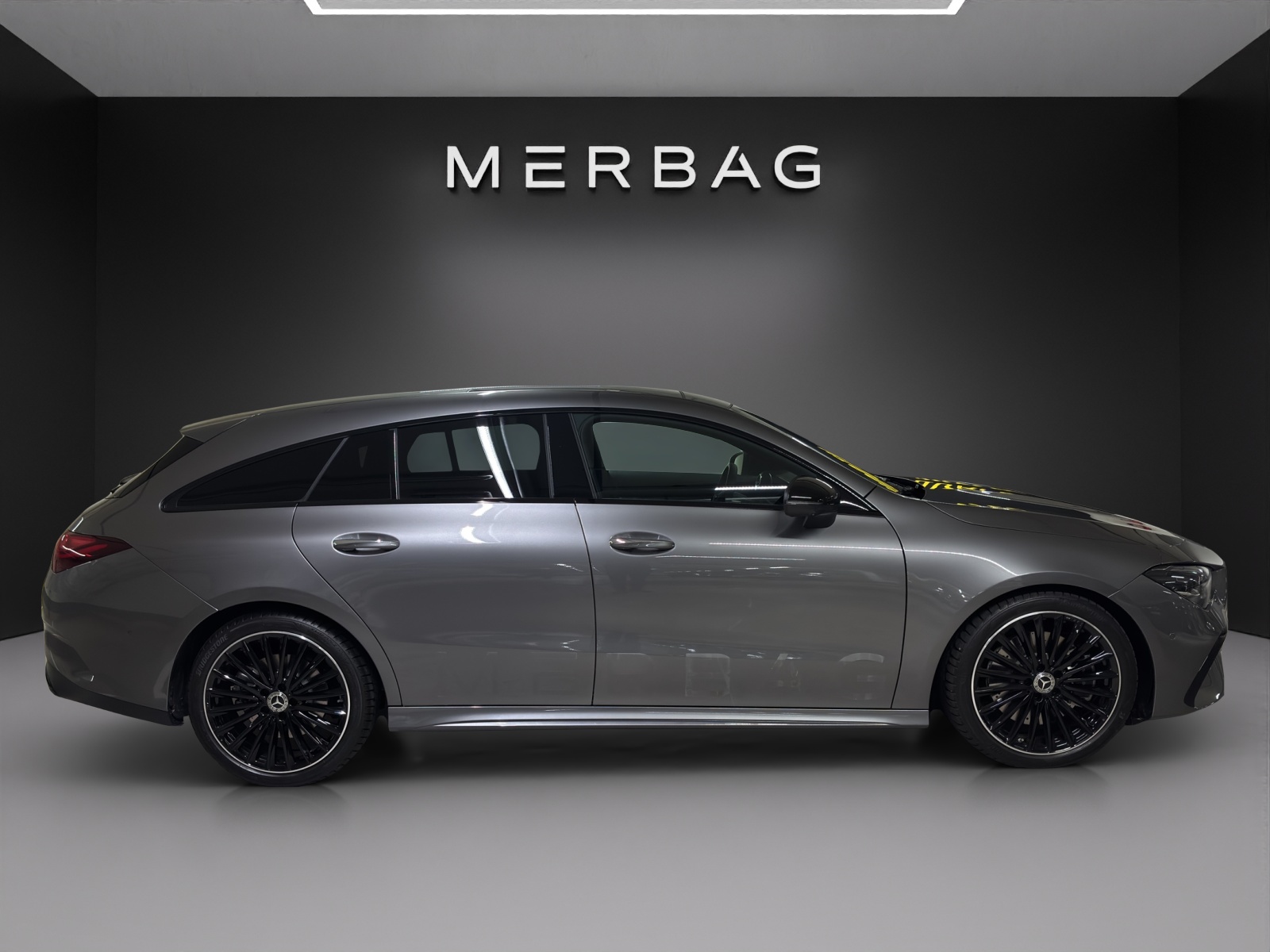 MERCEDES-BENZ CLA Shooting Brake 250 4Matic 8G-DCT-image-1