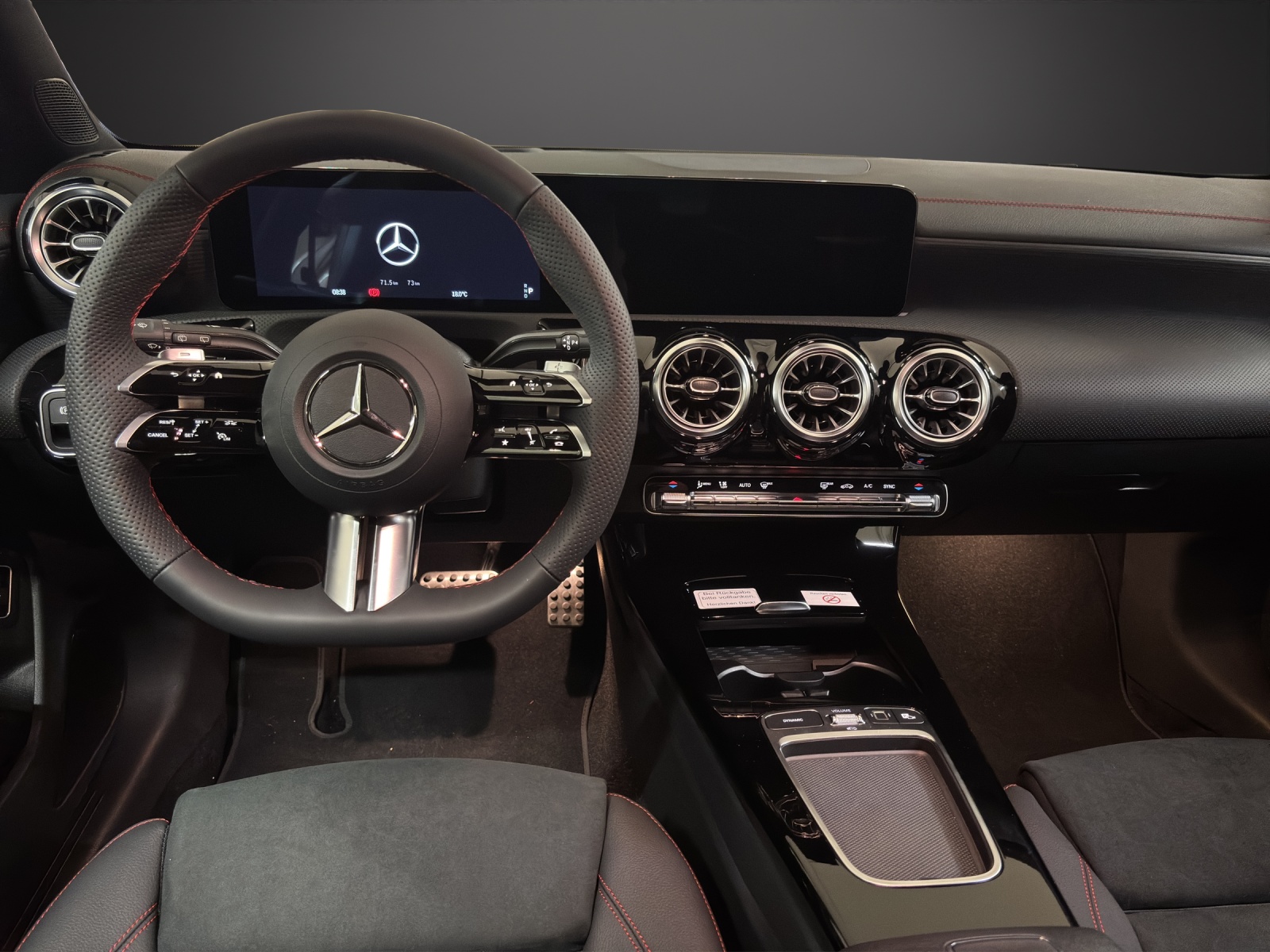 MERCEDES-BENZ CLA Shooting Brake 250 4Matic 8G-DCT-image-9
