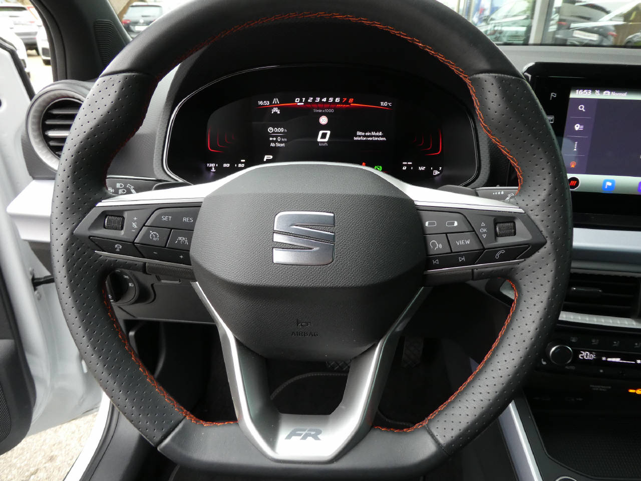 SEAT Arona 1.0 TSI 110 Move FR DSG-image-10