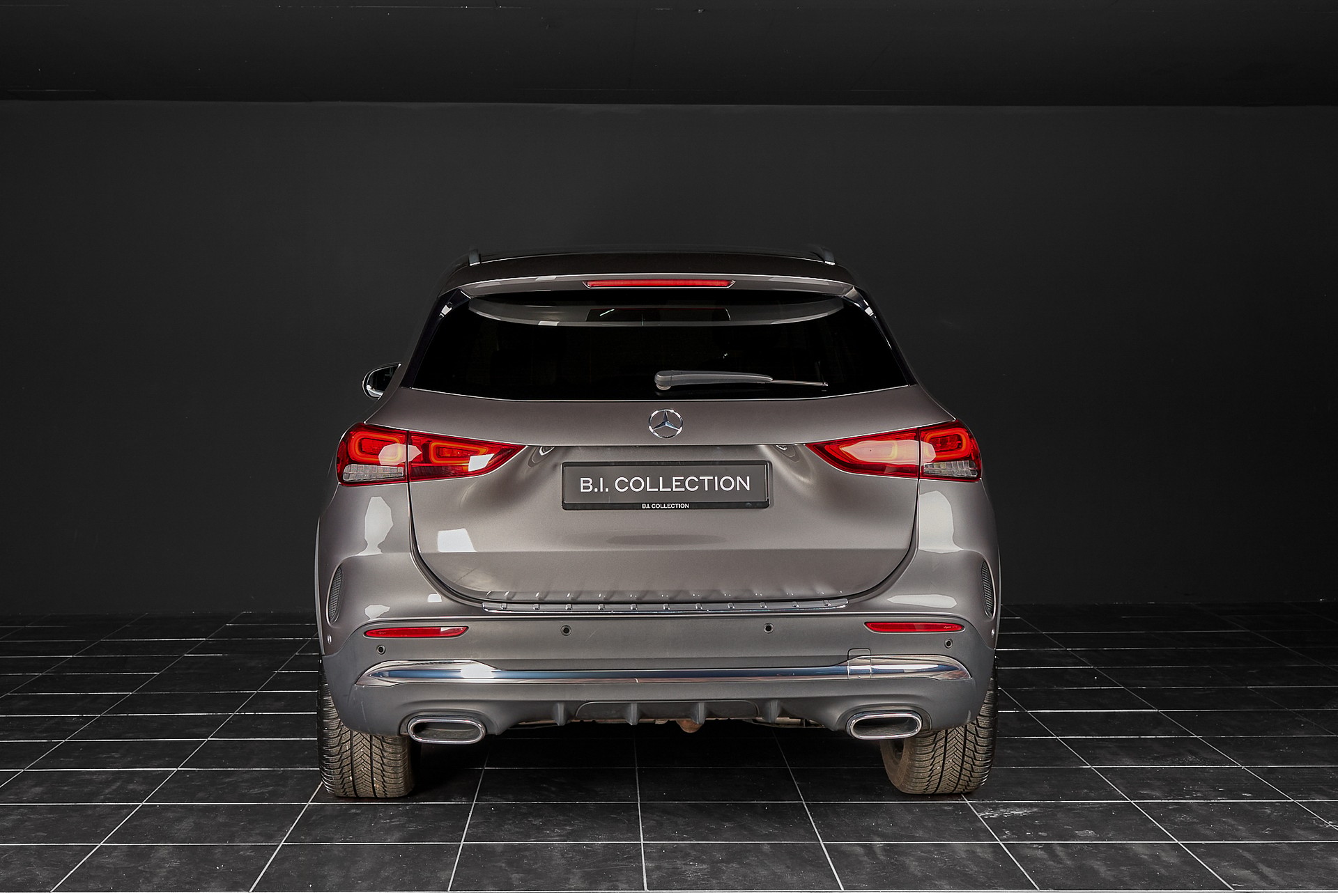 MERCEDES-BENZ GLA 250 4Matic AMG Line 8G-DCT-image-2