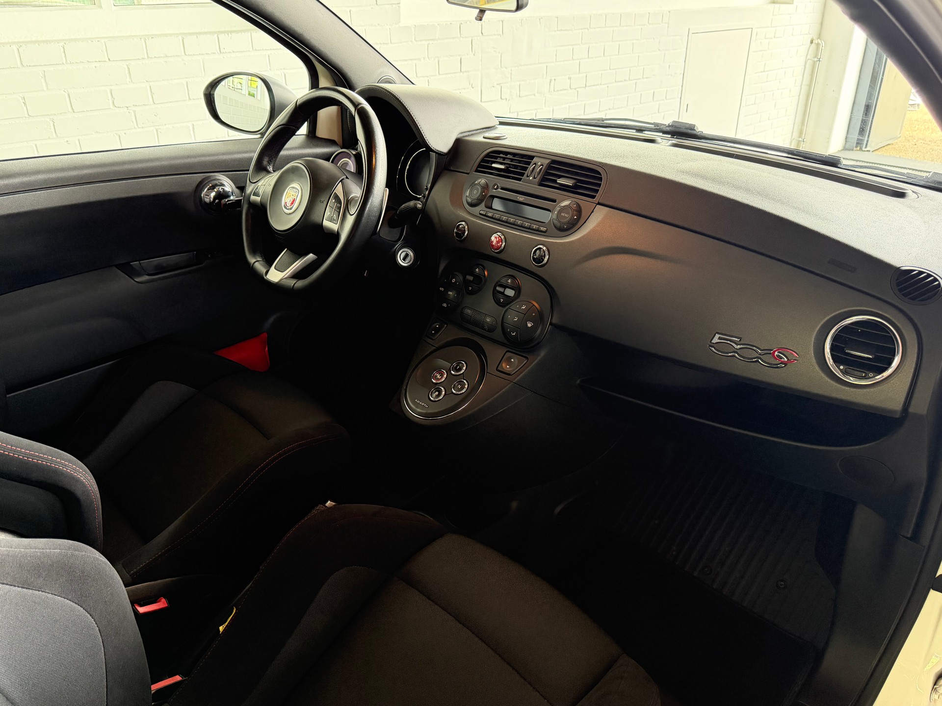FIAT 595C 1.4 16V Turbo 180 PS Abarth Competizione Dualogic-image-9