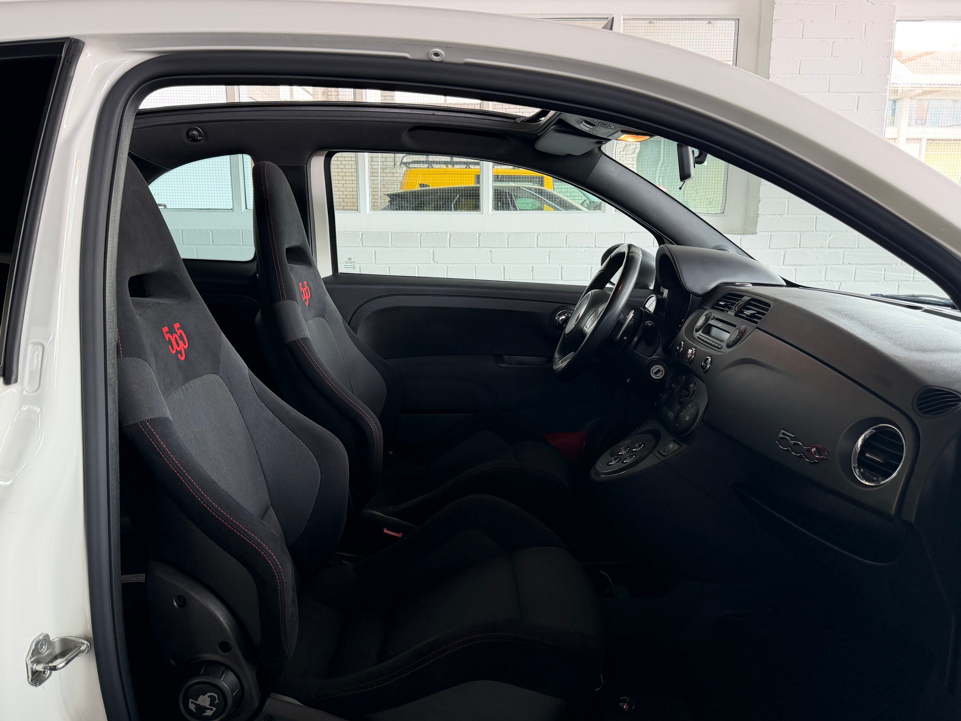 FIAT 595C 1.4 16V Turbo 180 PS Abarth Competizione Dualogic-image-7