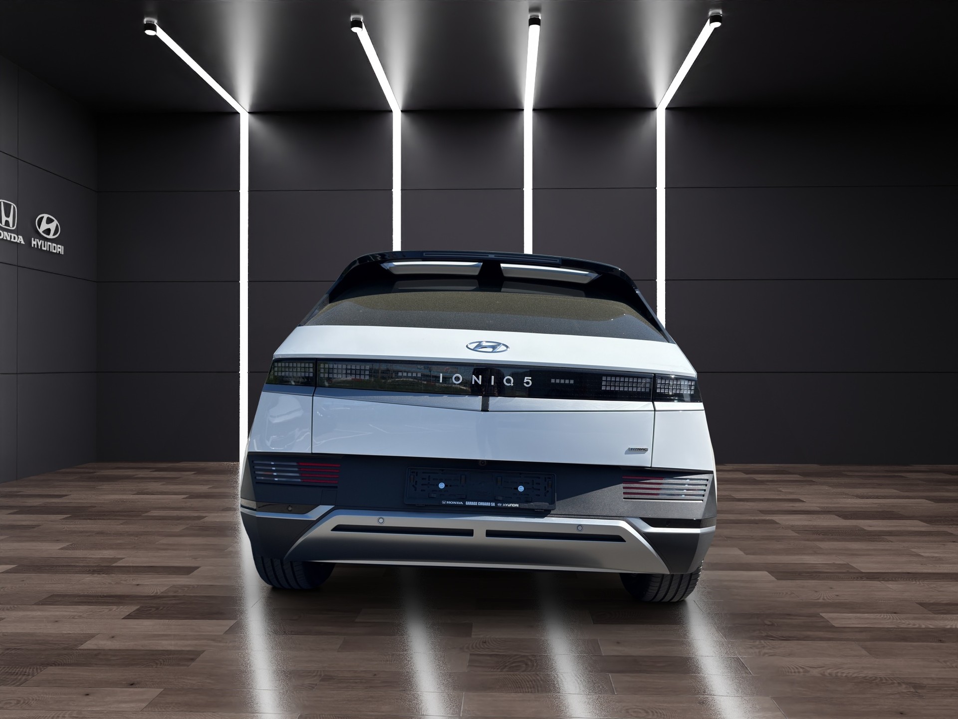 HYUNDAI Ioniq 5 77kWh Origo 4WD-image-4