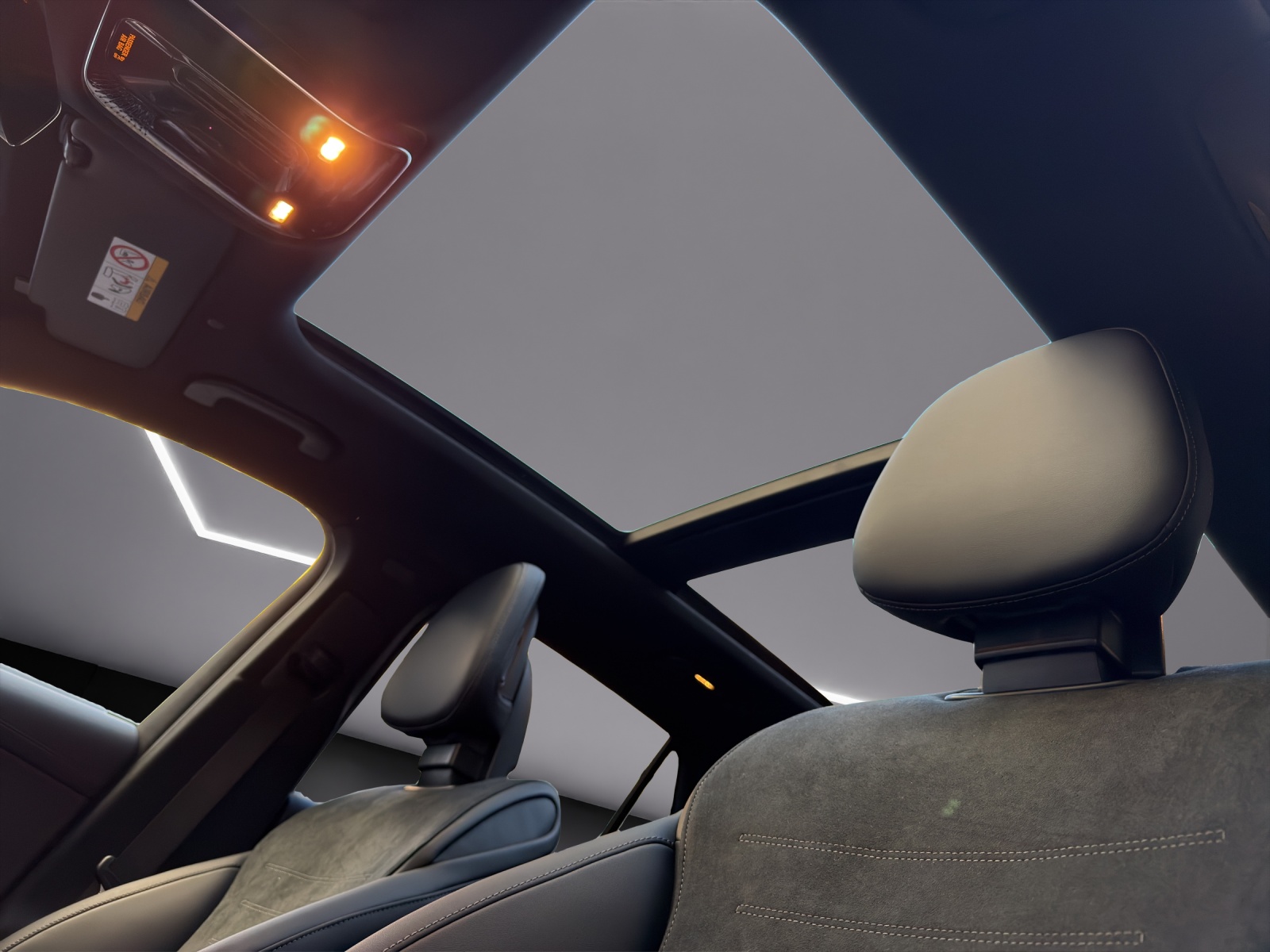 Image MERCEDES-BENZ GLC-300 GLC 300 e 4Matic EQ Star 9G-Tronic