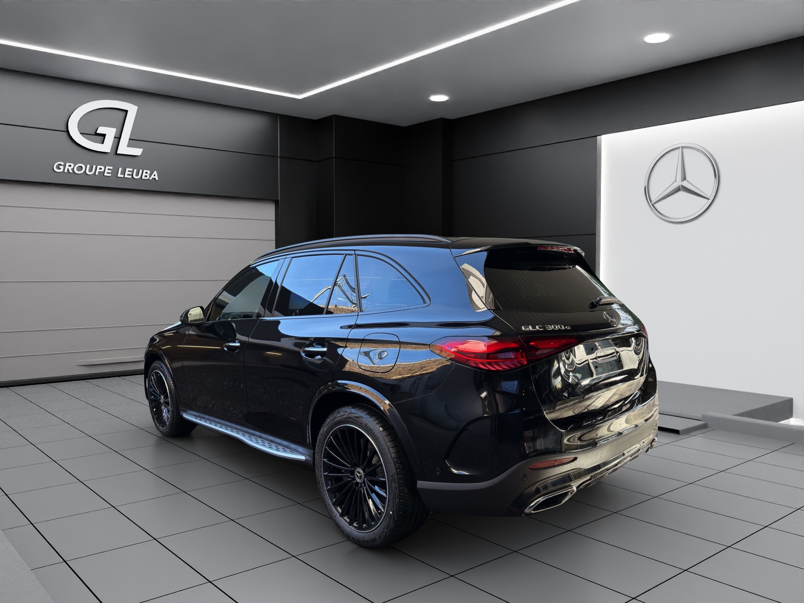 Image MERCEDES-BENZ GLC-300 GLC 300 e 4Matic EQ Star 9G-Tronic