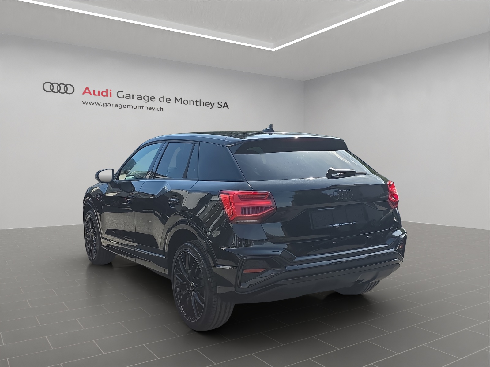 AUDI Q2 35 TFSI S line S-tronic-image-5