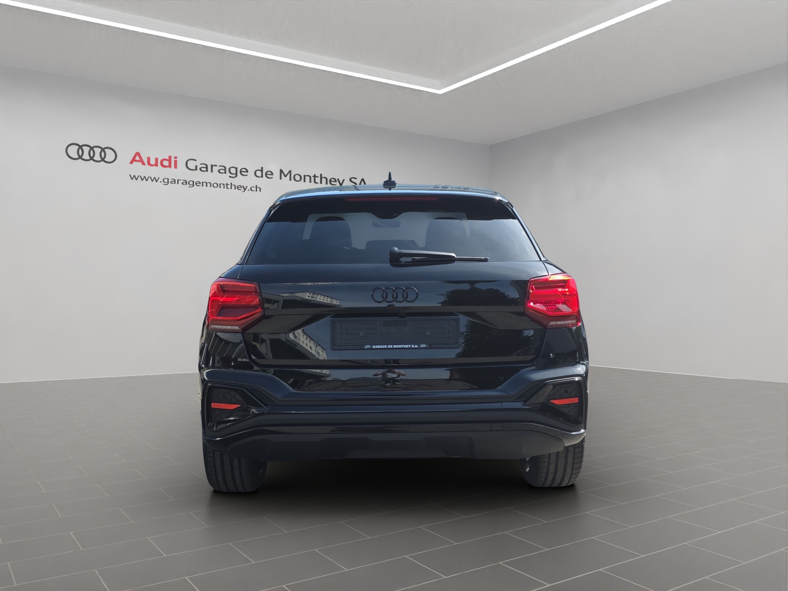 AUDI Q2 35 TFSI S line S-tronic-image-4