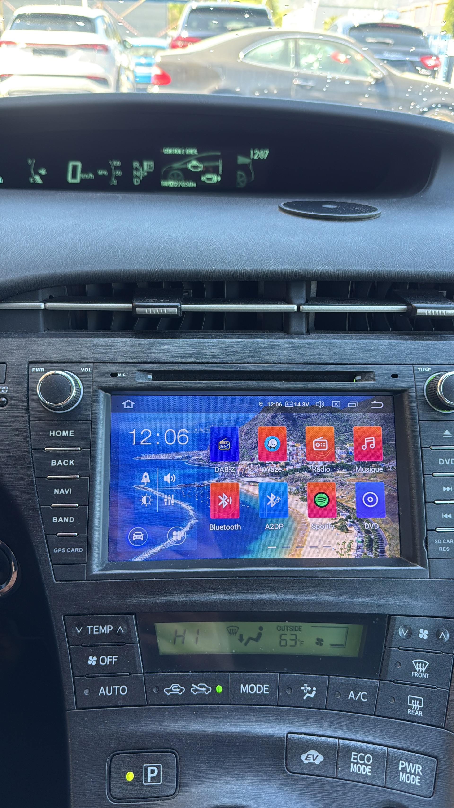 TOYOTA PRIUS-image-11