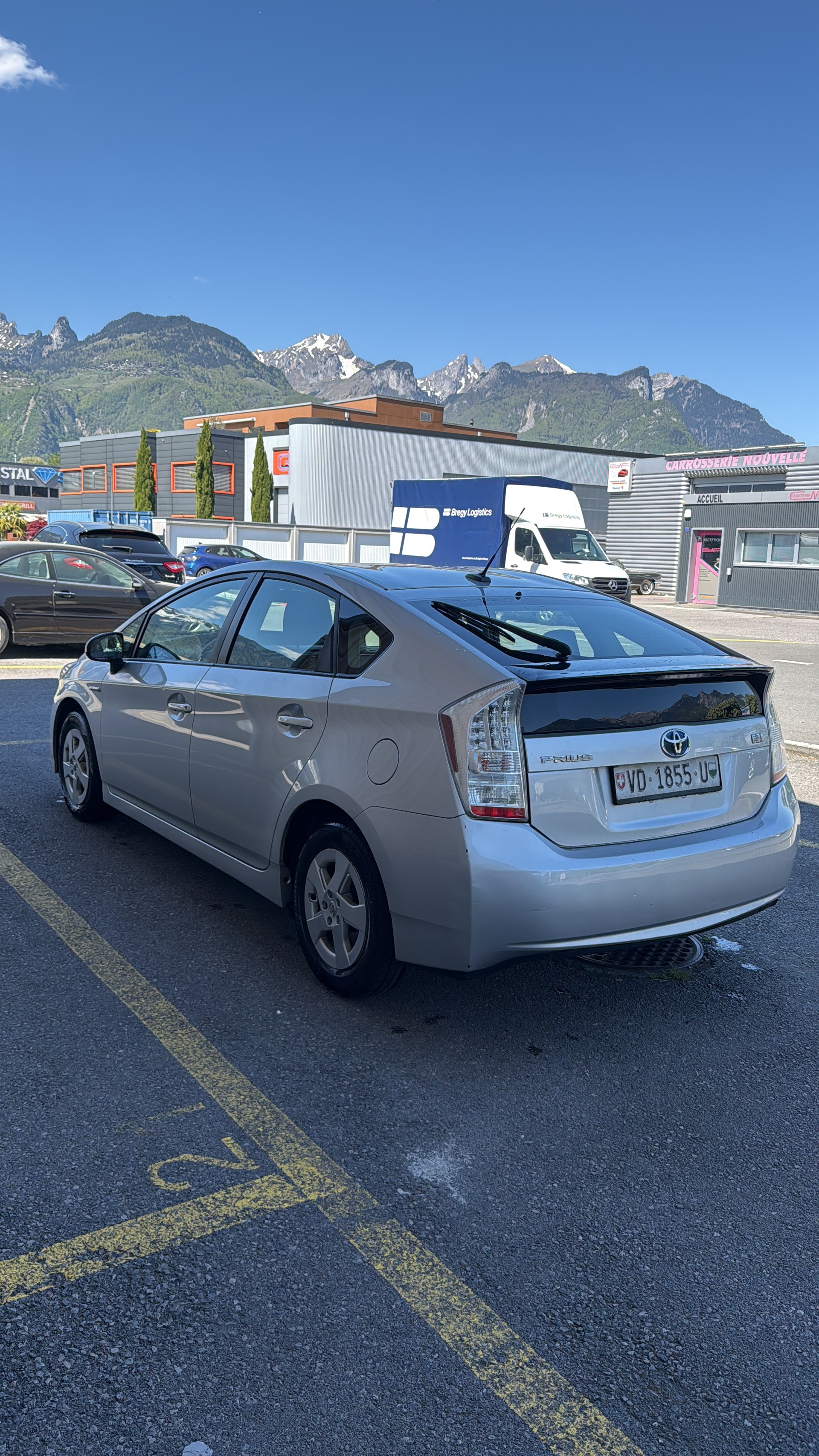 TOYOTA PRIUS-image-4
