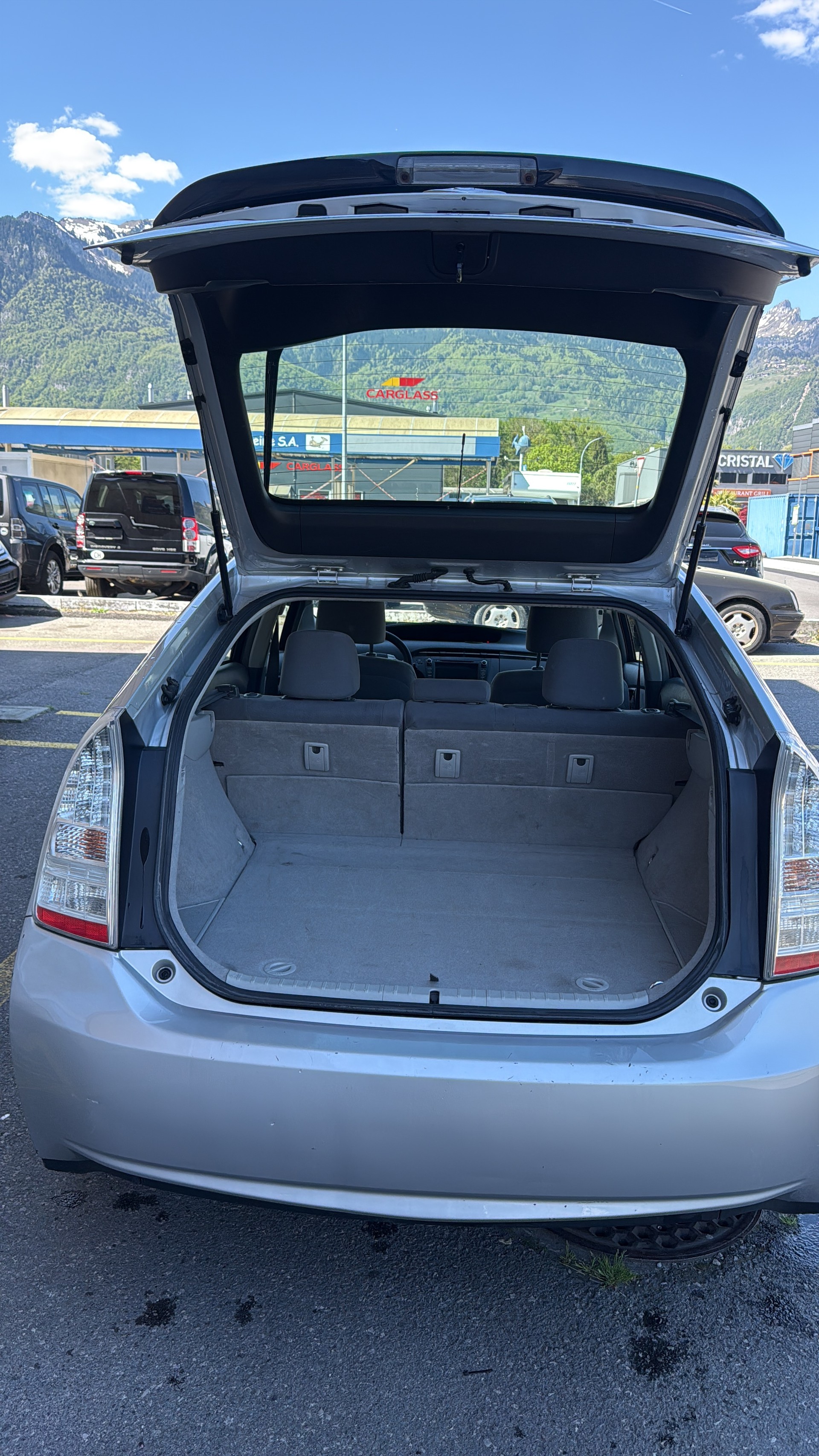 TOYOTA PRIUS-image-10