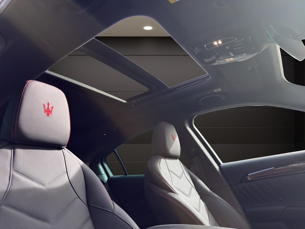 MASERATI Grecale 2.0 Hybrid Modena-image-11