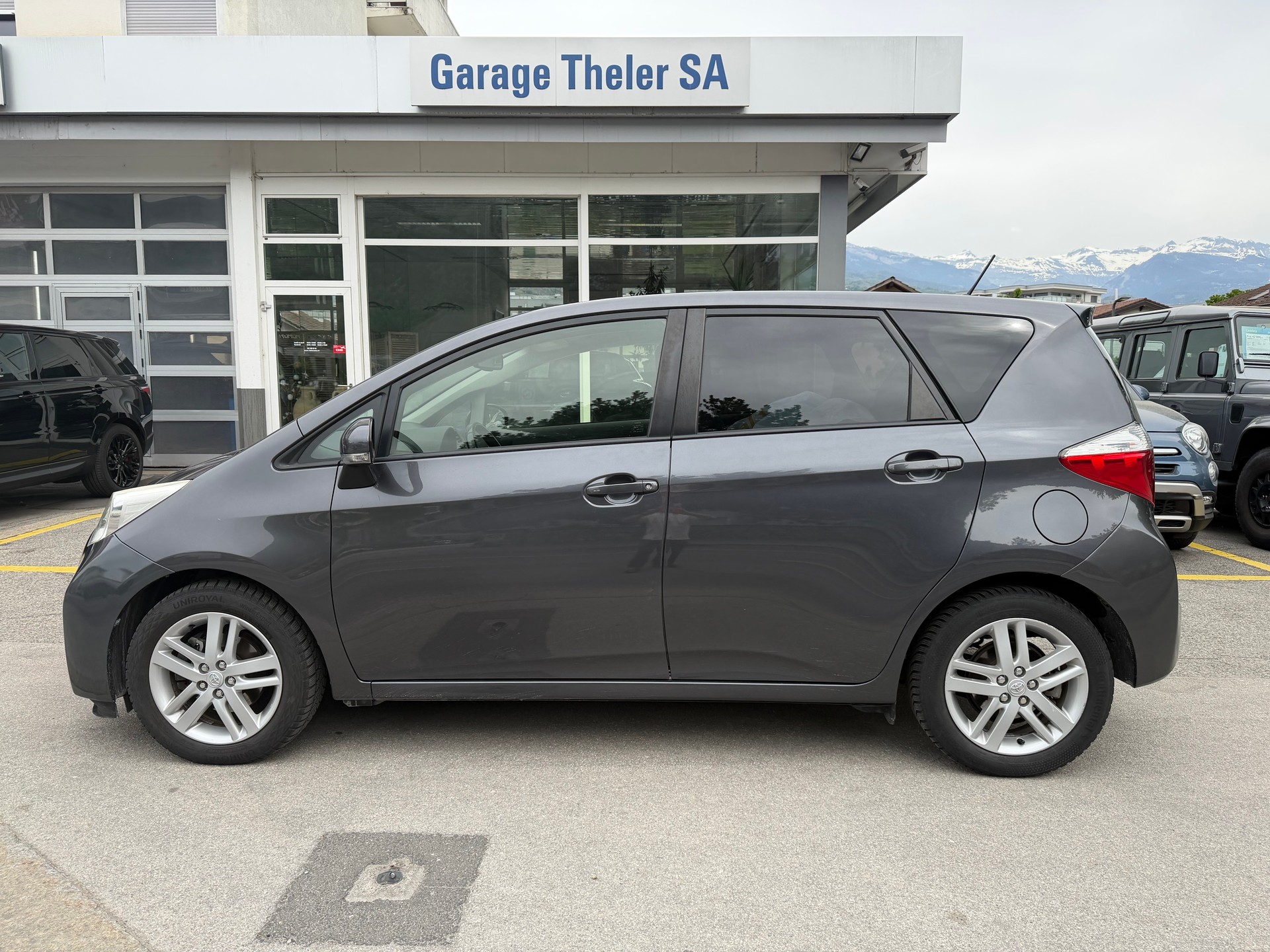 TOYOTA Verso-S 1.33 Linea Luna-showroom-element-1