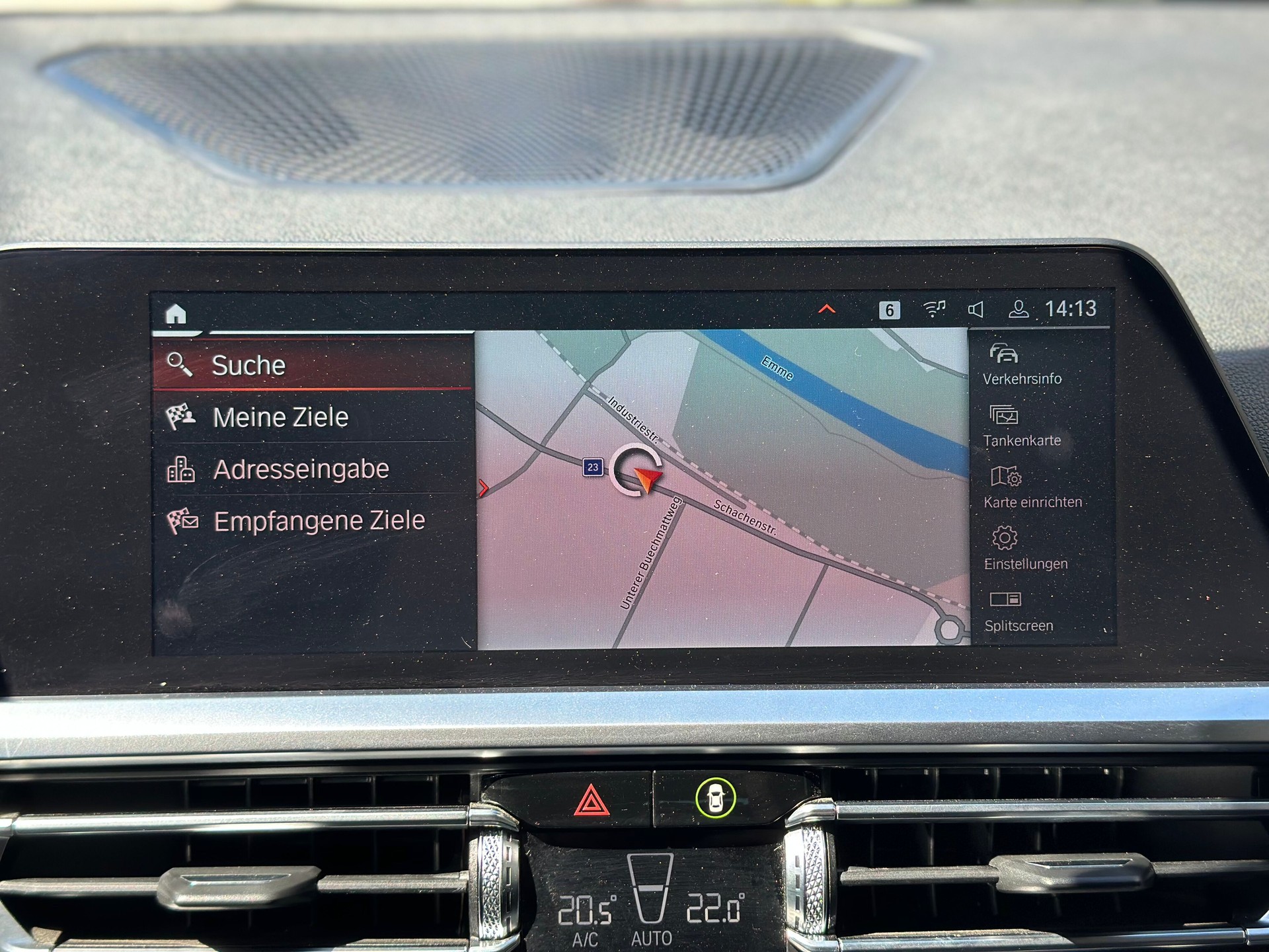 BMW 320d xDrive 48V Touring M Sport Steptronic-image-12
