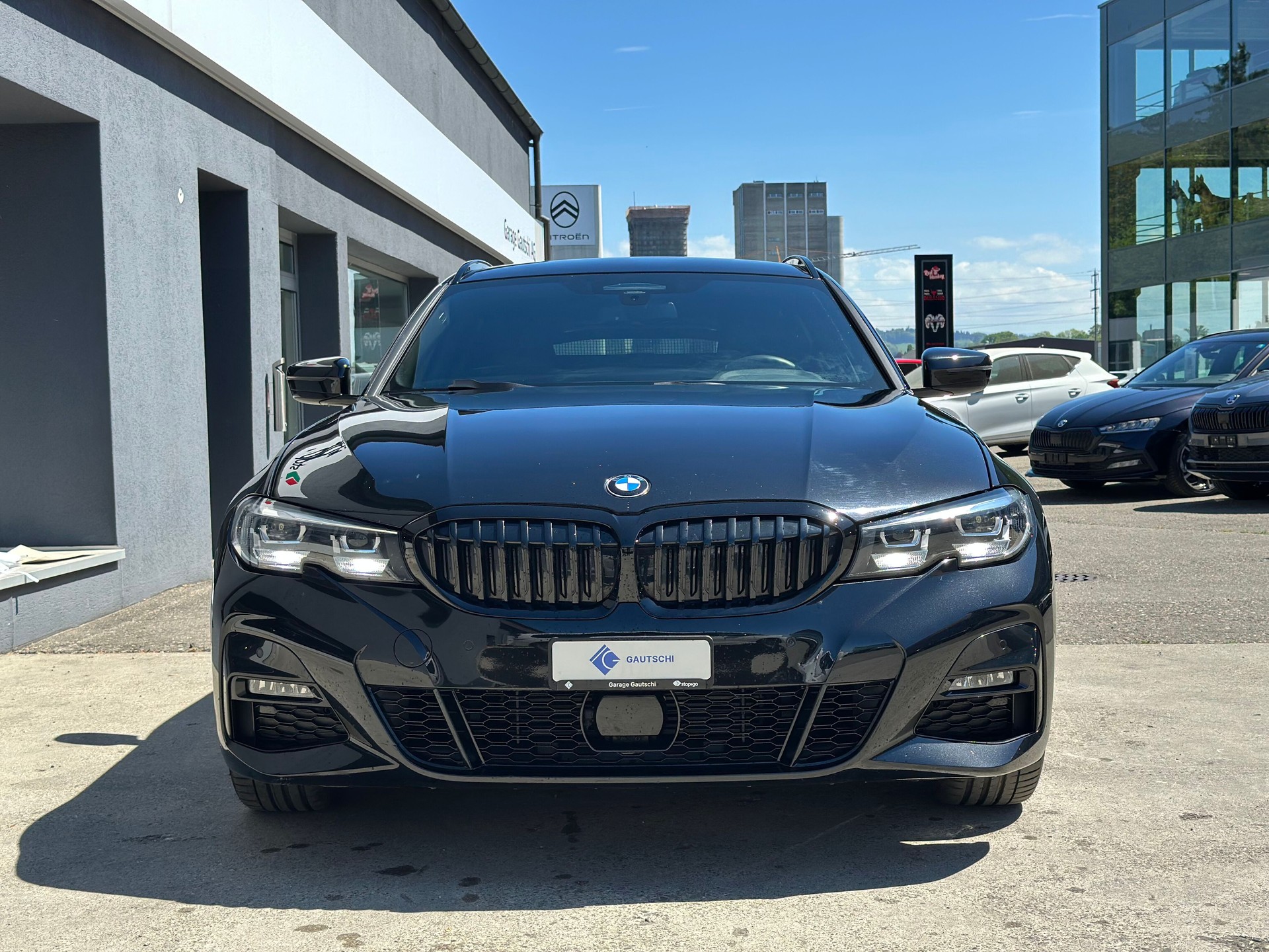 BMW 320d xDrive 48V Touring M Sport Steptronic-image-1