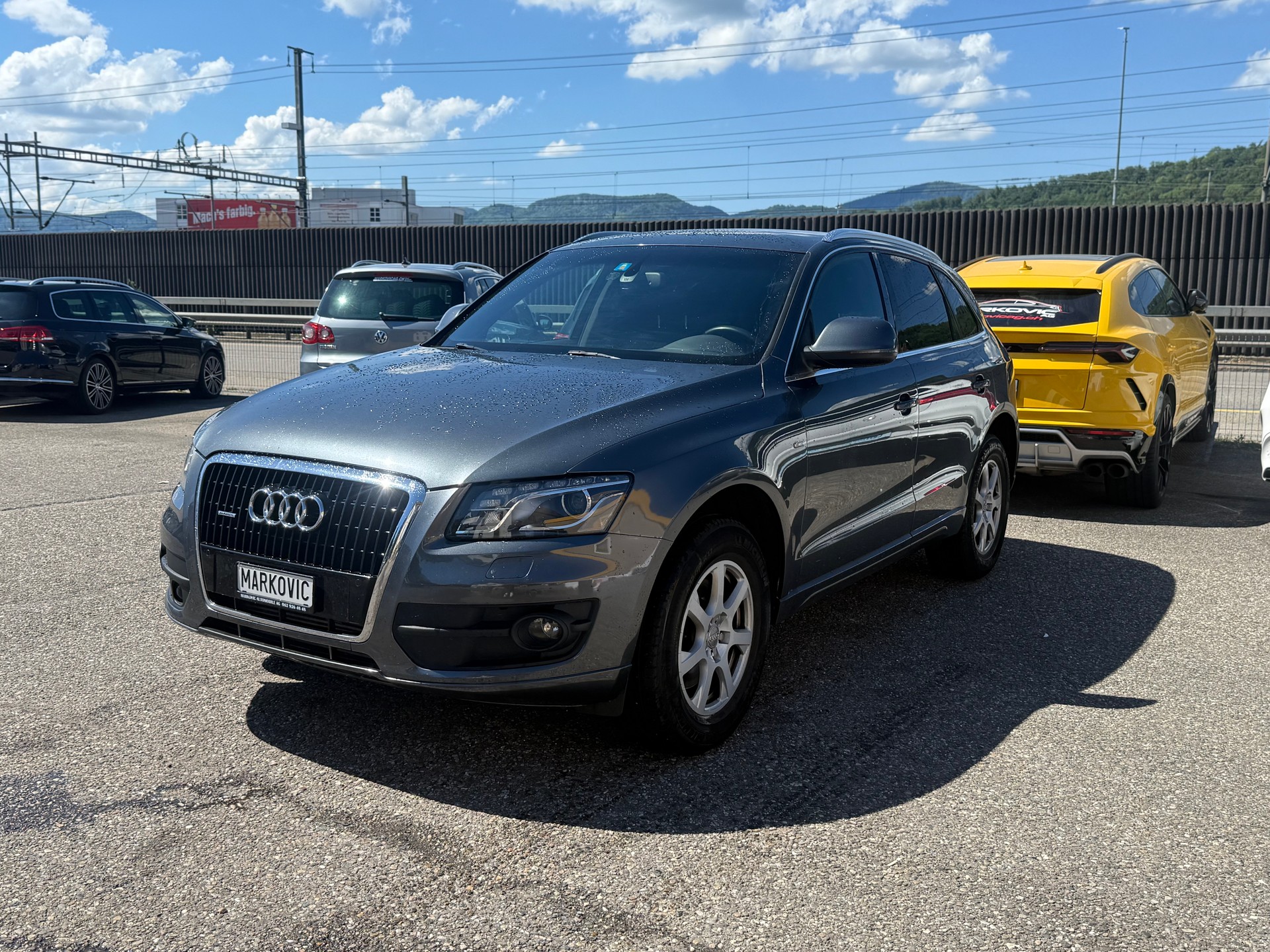AUDI Q5 3.0 TDI quattro S-tronic-image-2