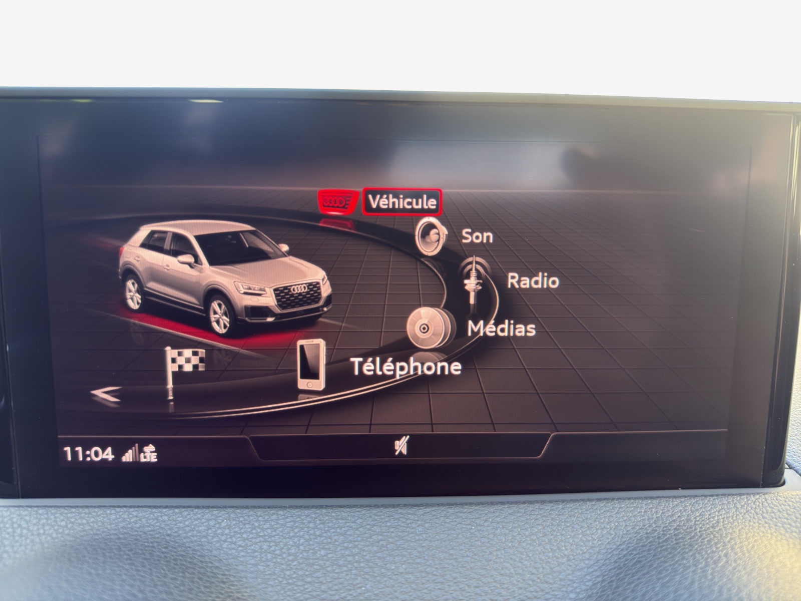 AUDI Q2 35 TFSI S line S-tronic-image-13