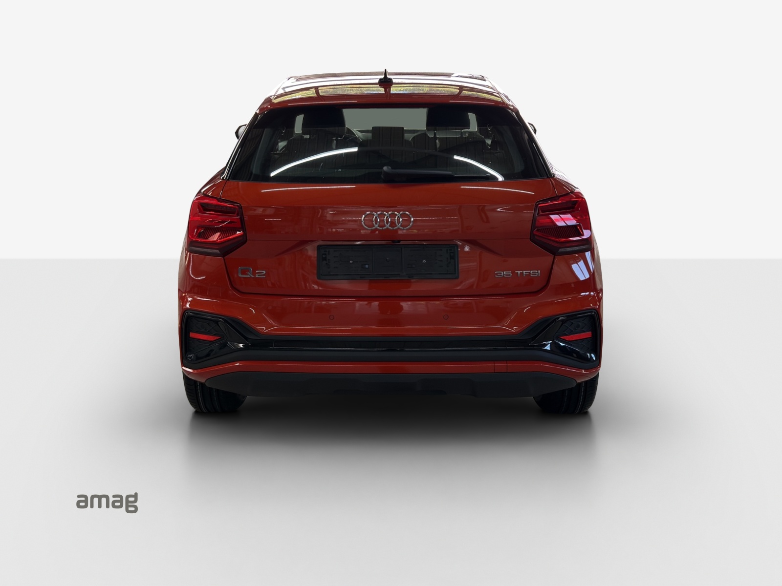 AUDI Q2 35 TFSI S line S-tronic-image-3