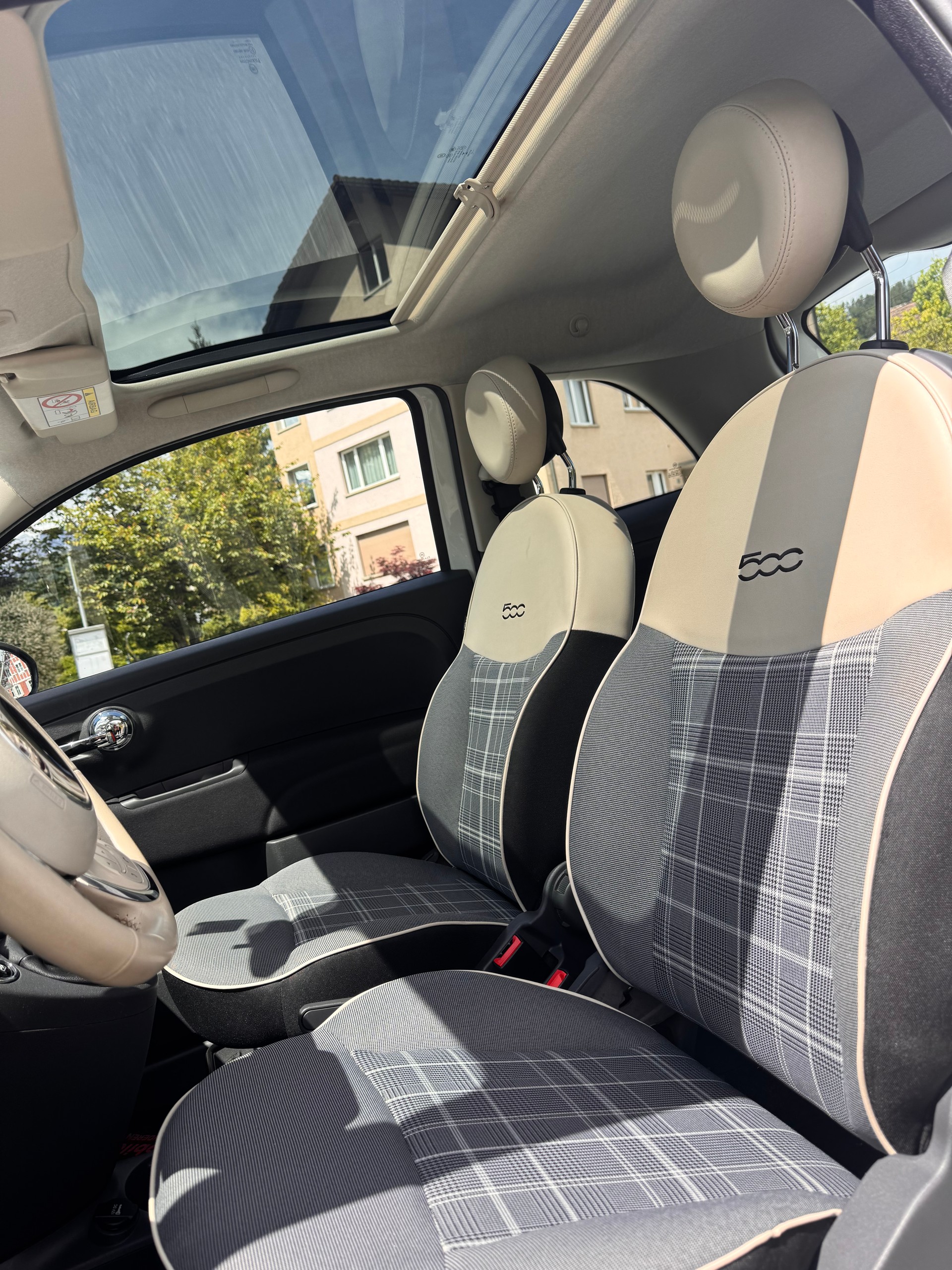 FIAT 500 1.2 Lounge-image-4