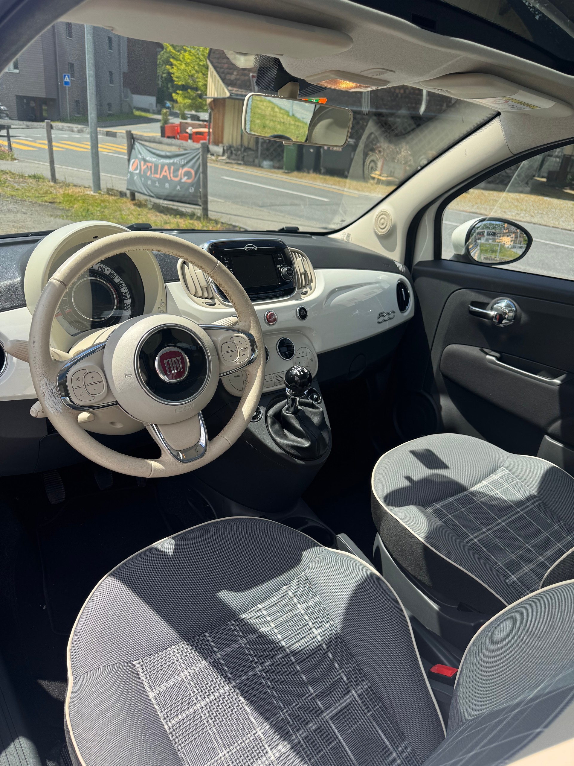 FIAT 500 1.2 Lounge-image-3