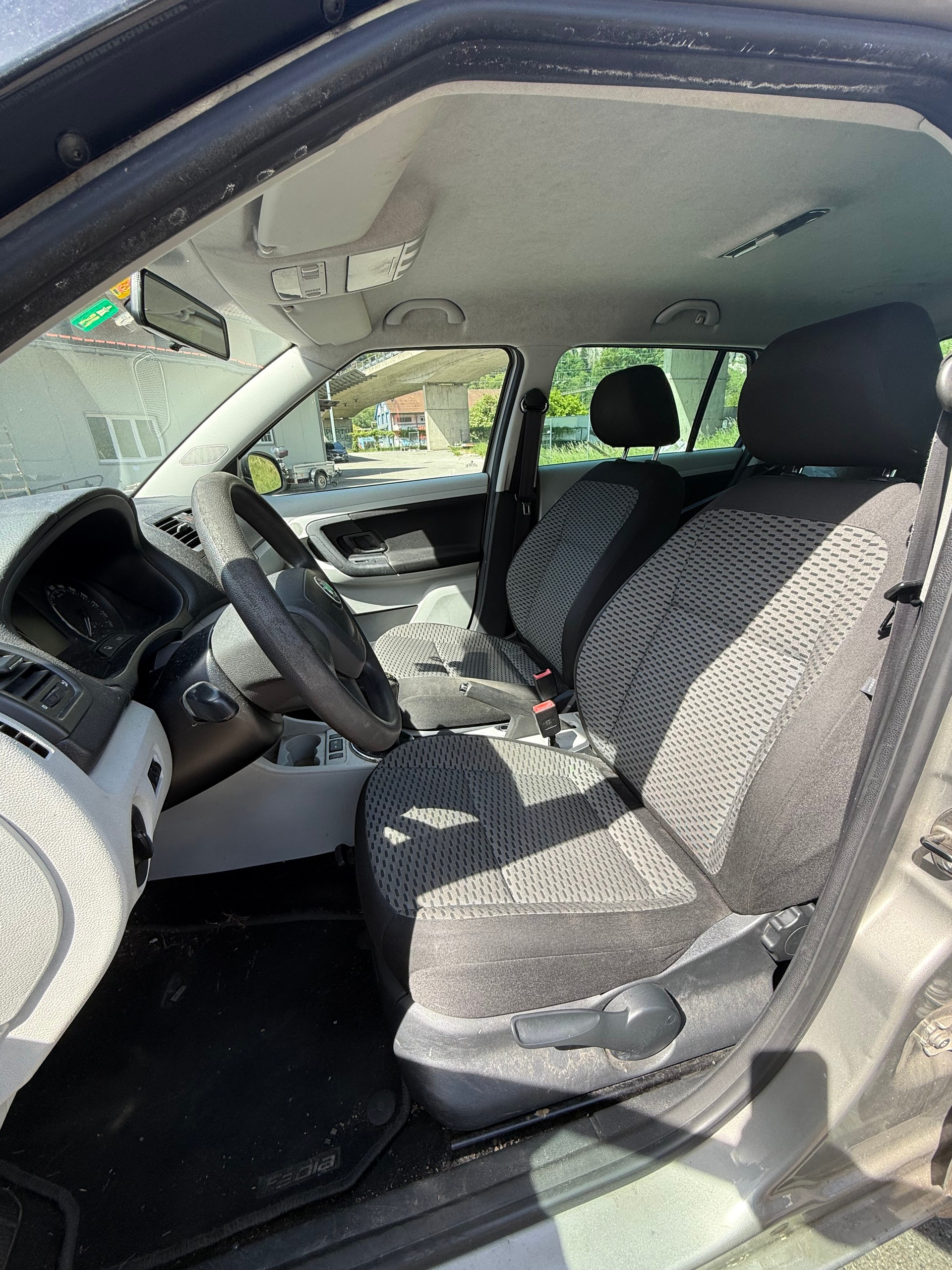 SKODA FABIA-image-5