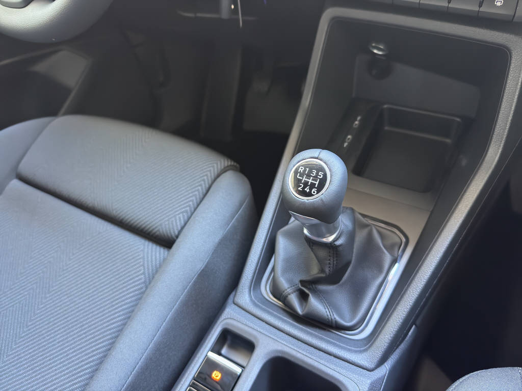 FORD Grand Transit Connect Kaw. 2.0 AWD-image-15