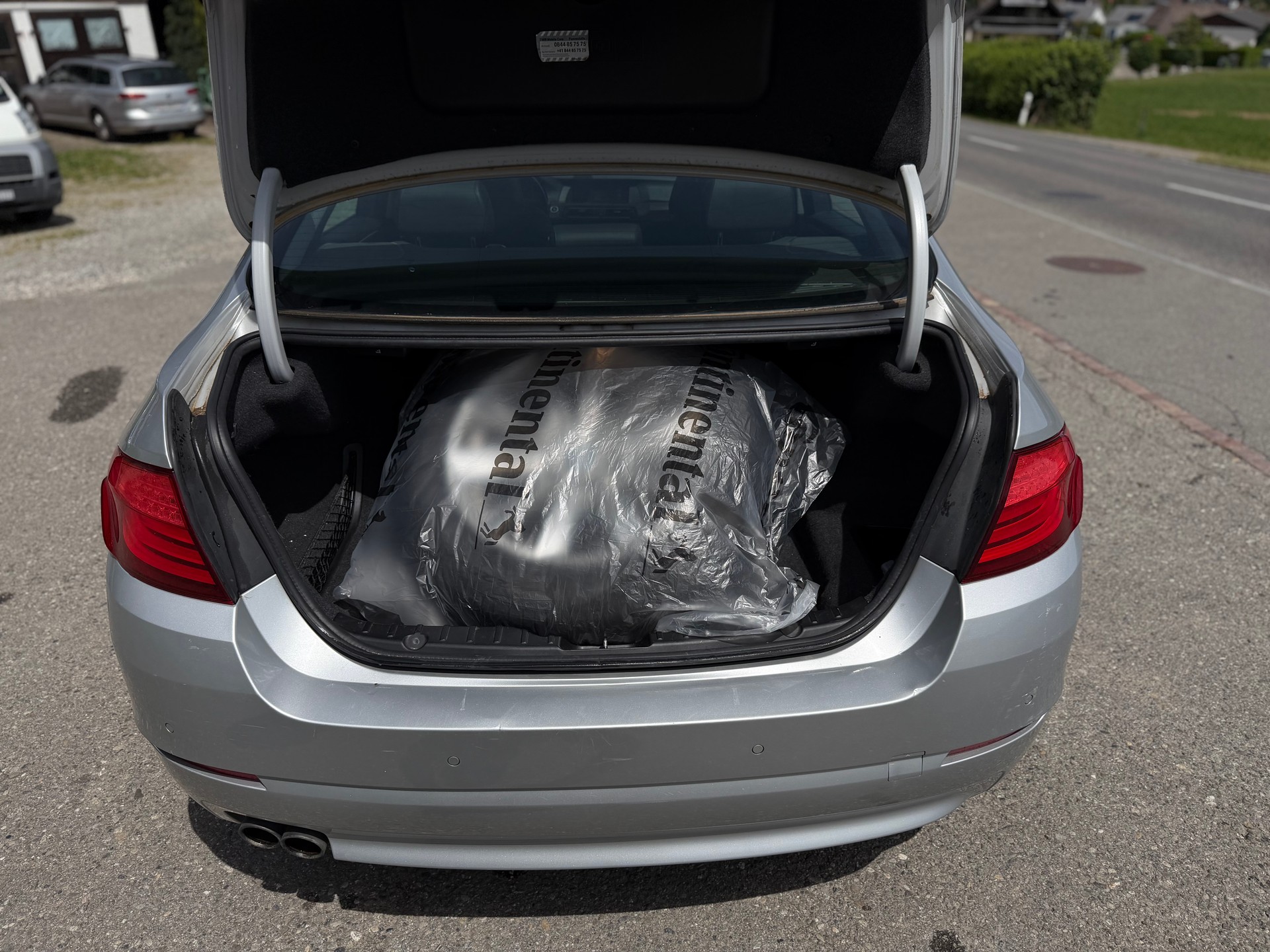 BMW 528i Steptronic-image-4