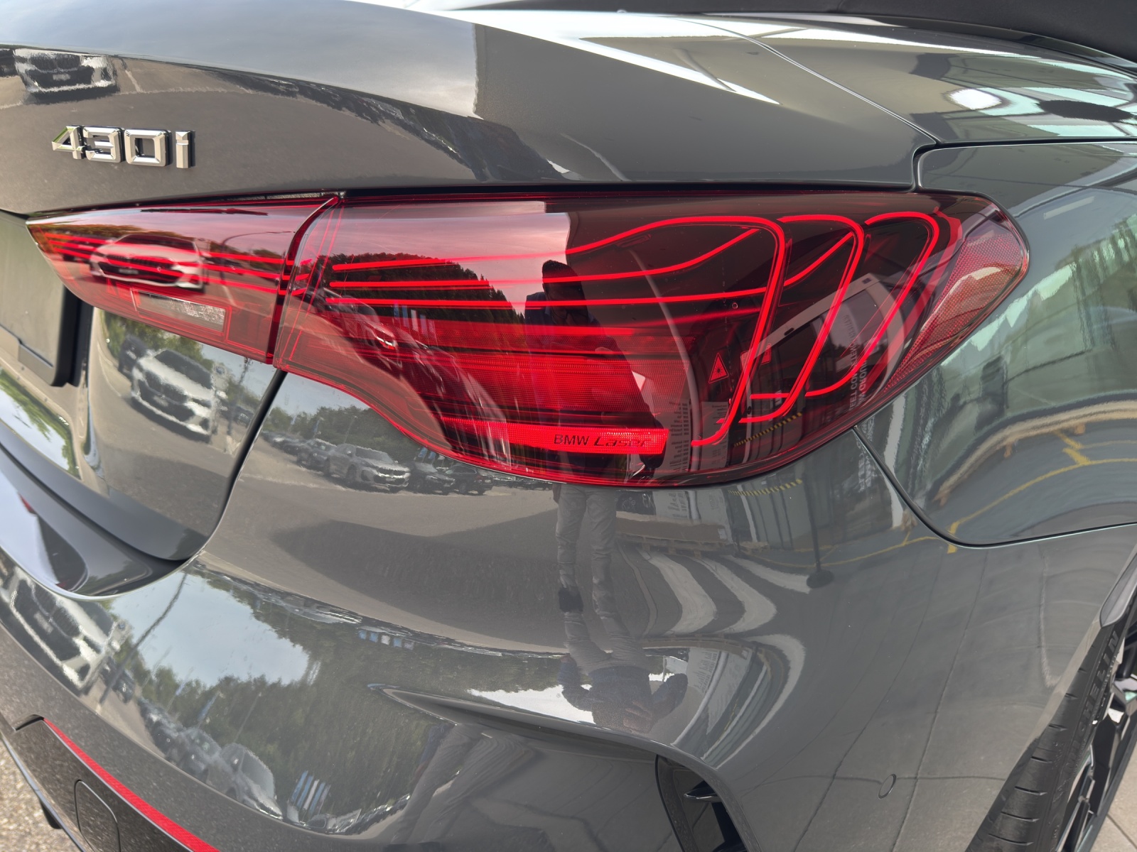 BMW 430i xDrive Cabrio M Sport Pro-image-18