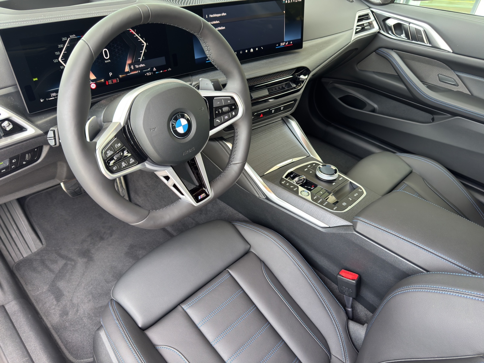 BMW 430i xDrive Cabrio M Sport Pro-image-19