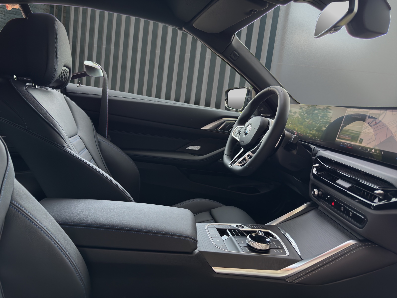 BMW 430i xDrive Cabrio M Sport Pro-image-16