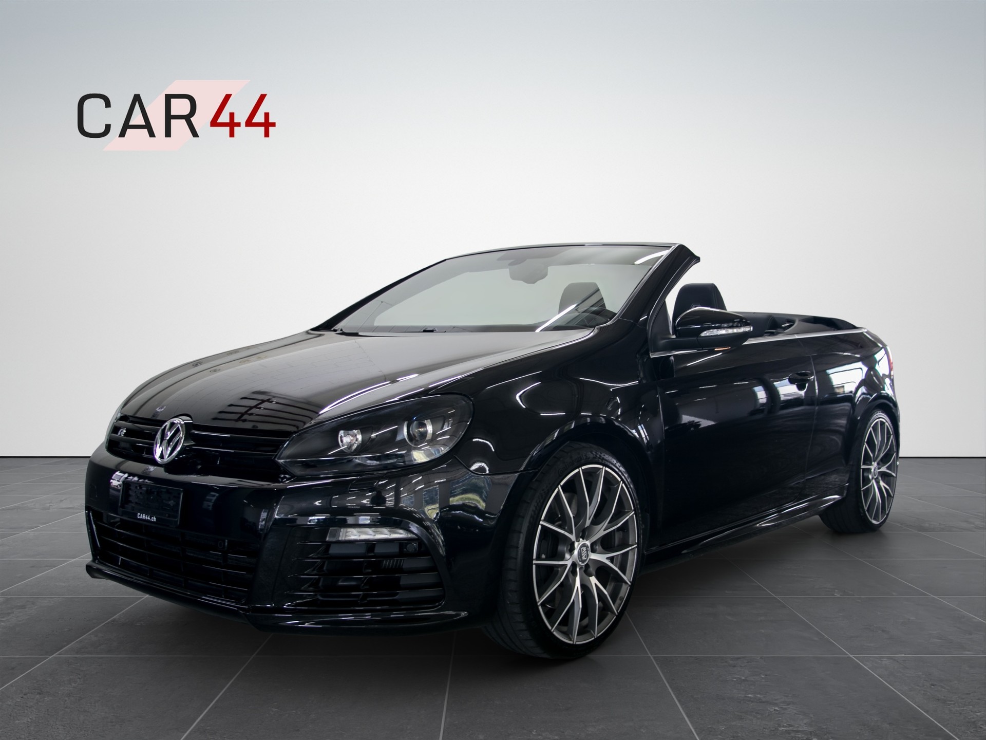 VW Golf Cabrio 2.0 TSI R DSG-image-0