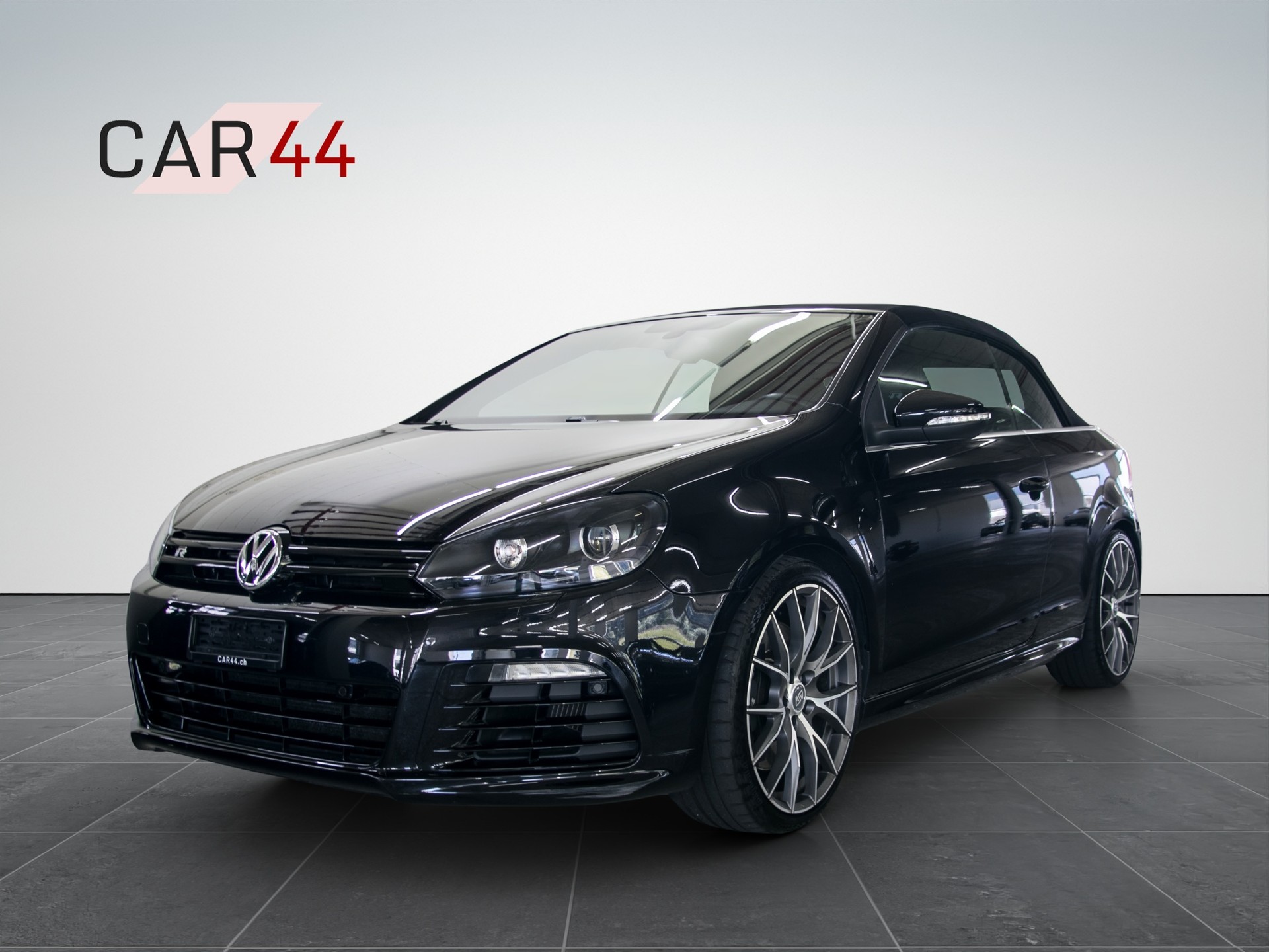VW Golf Cabrio 2.0 TSI R DSG-image-3