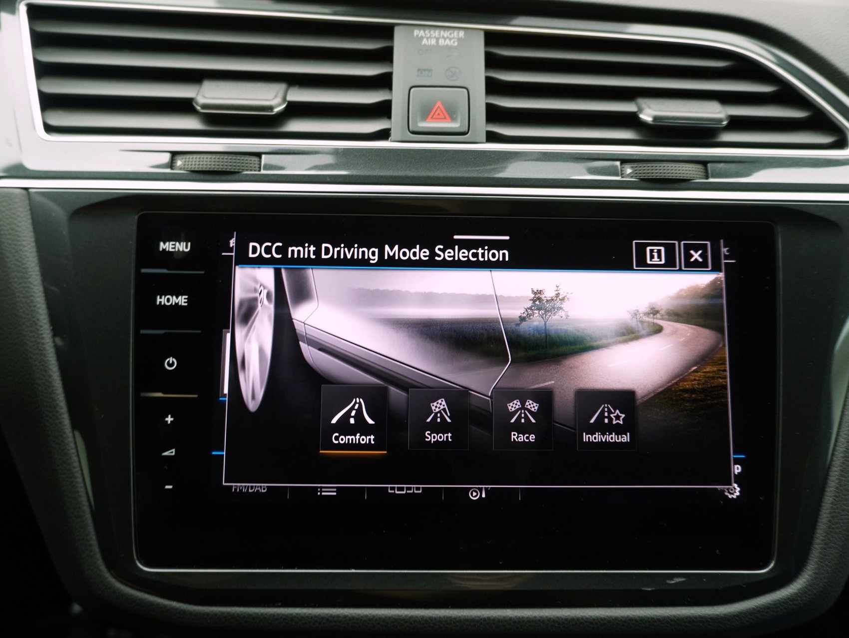 VW Tiguan 2.0 TSI DSG R Black Style 4Motion-image-20