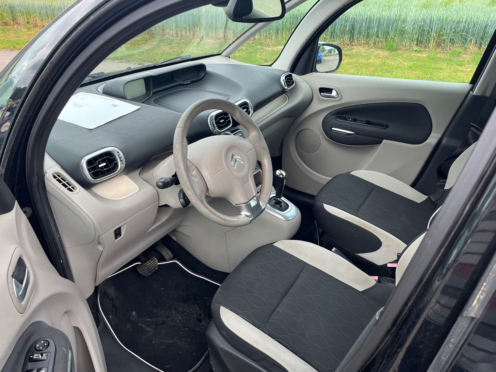CITROEN C3 Picasso 1.6 HDi Rossignol EGS6-image-6