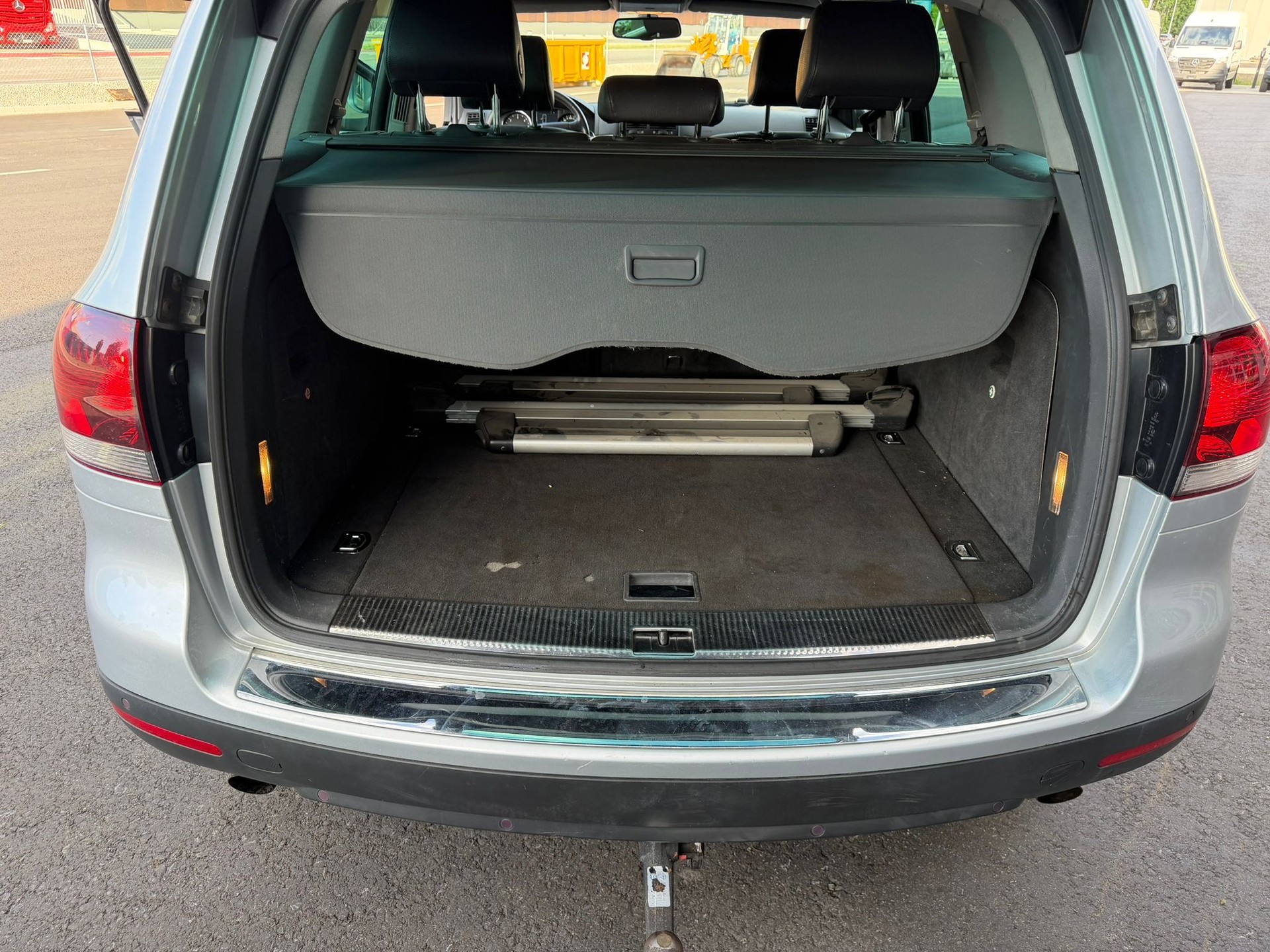 VW Touareg 3.0 TDI-image-6