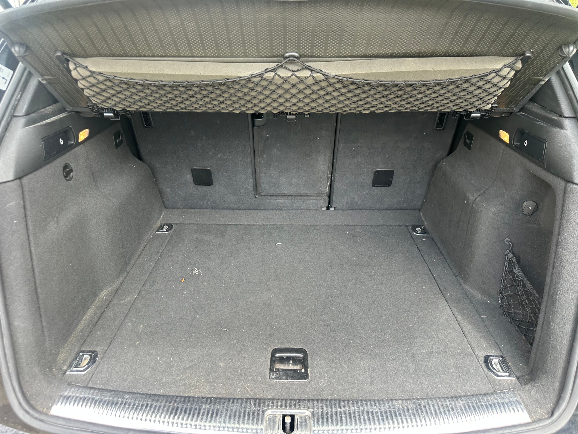 AUDI Q5 3.2 FSI quattro S-tronic-image-14