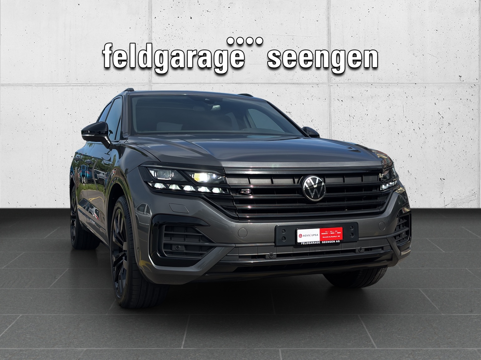 VW Touareg 3.0 TDI R Line Tiptronic mit AHK, Allradlenkung & Standheizung-image-2