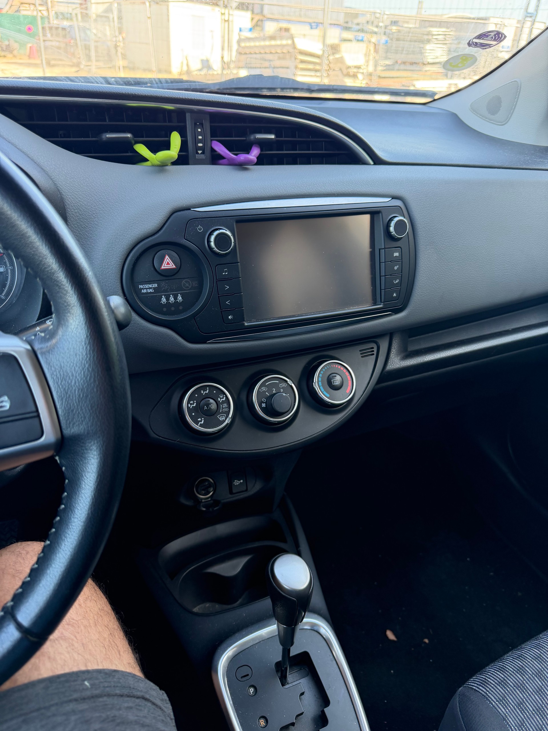 TOYOTA Yaris 1.33 Swiss Trend Multidrive S-image-14