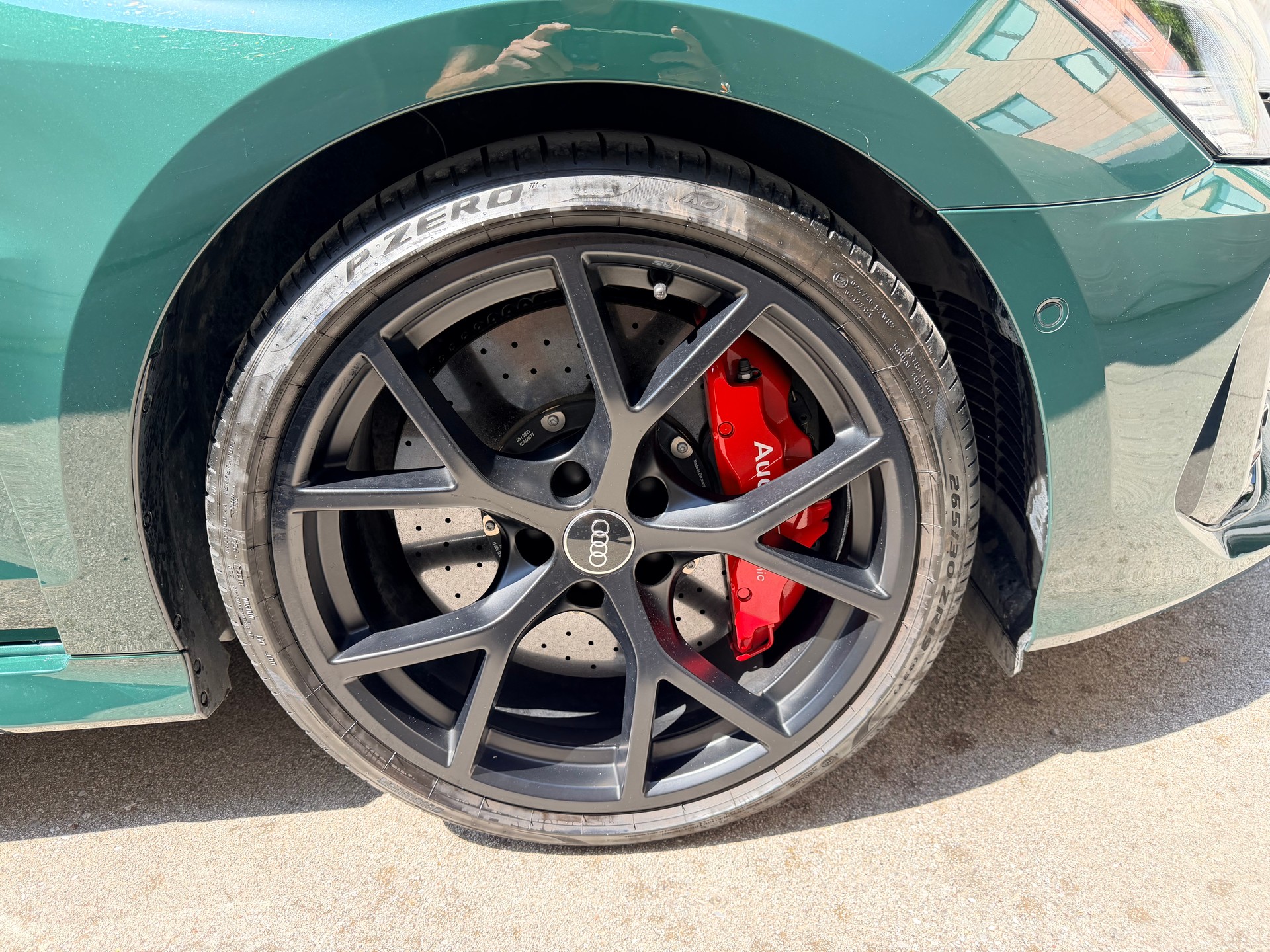AUDI 2.5 TFSI quattro S-Tronic-image-2