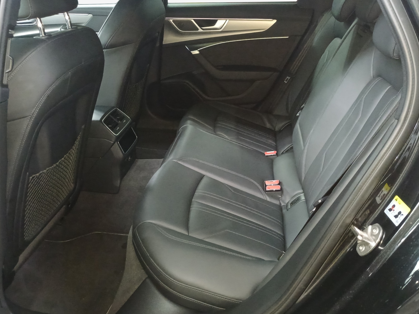AUDI A6 Avant 45 TDI Sport quattro tiptronic-image-11