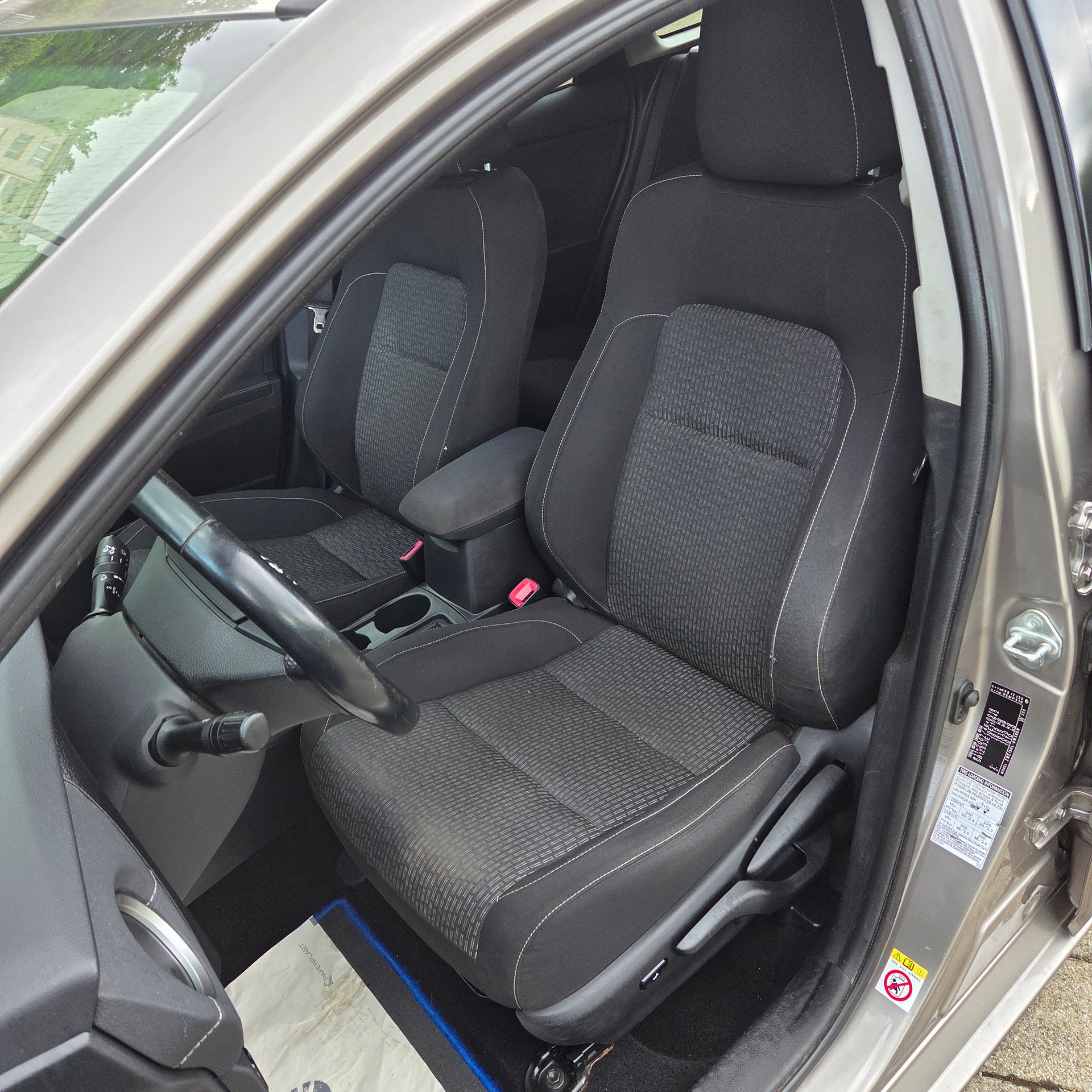 TOYOTA Auris Touring Sports 1.8 16V HSD Linea Sol-image-12
