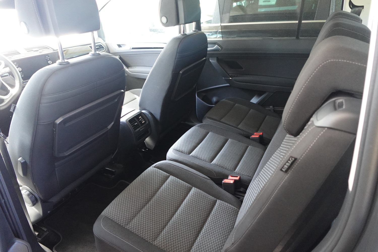 VW Touran 1.5 TSI Comfortline DSG-image-10