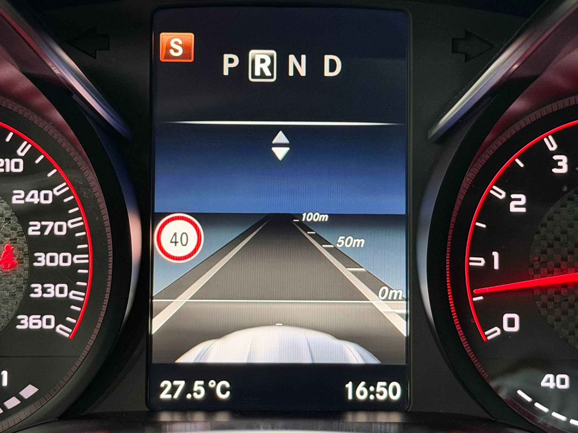 MERCEDES-BENZ AMG GT S Speedshift DCT-image-11