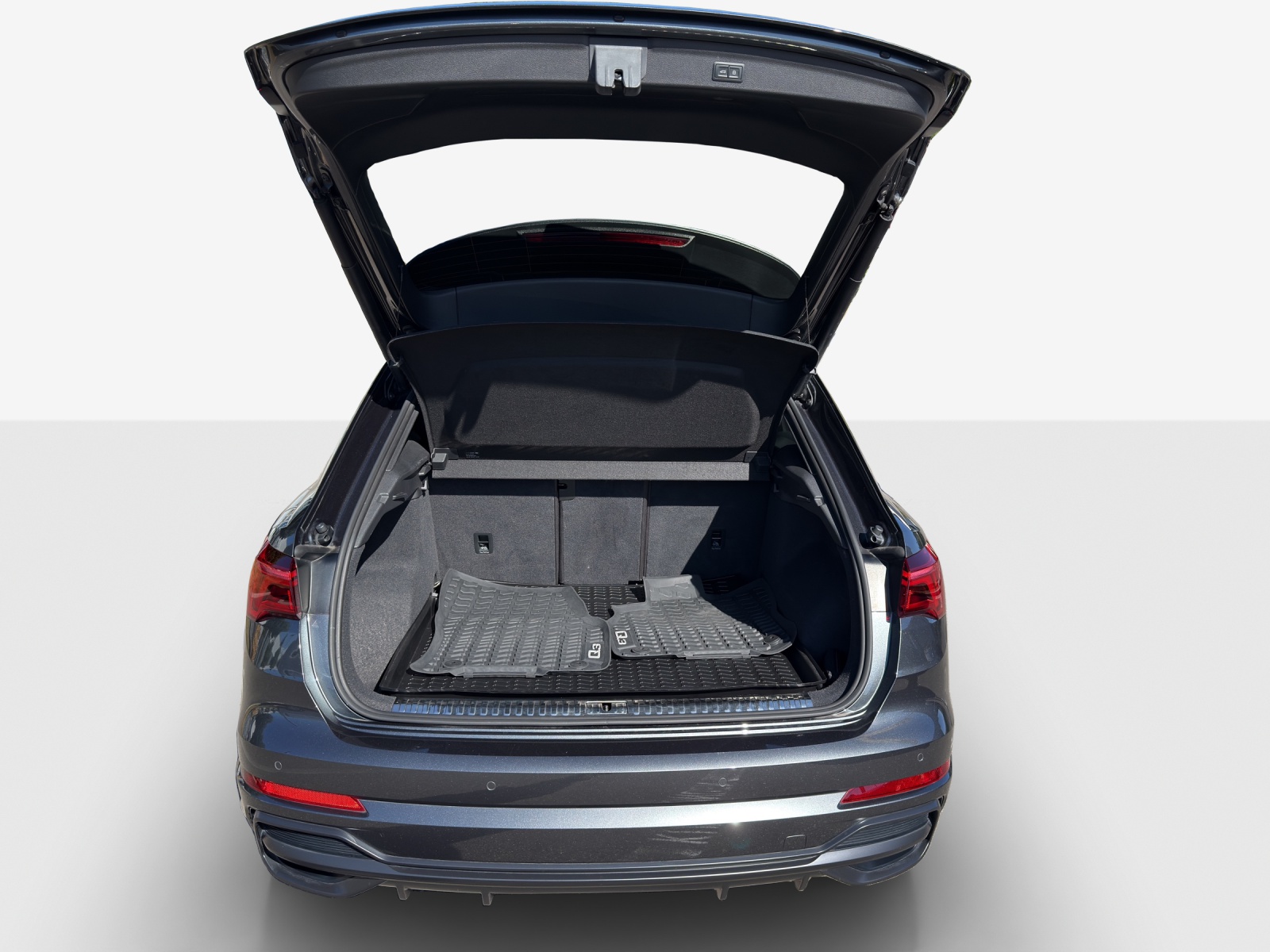 AUDI Q3 35 TFSI S line Attraction S-tronic-image-12