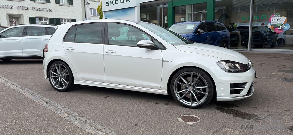 VW Golf 2.0 TSI R 4Motion DSG-image-1