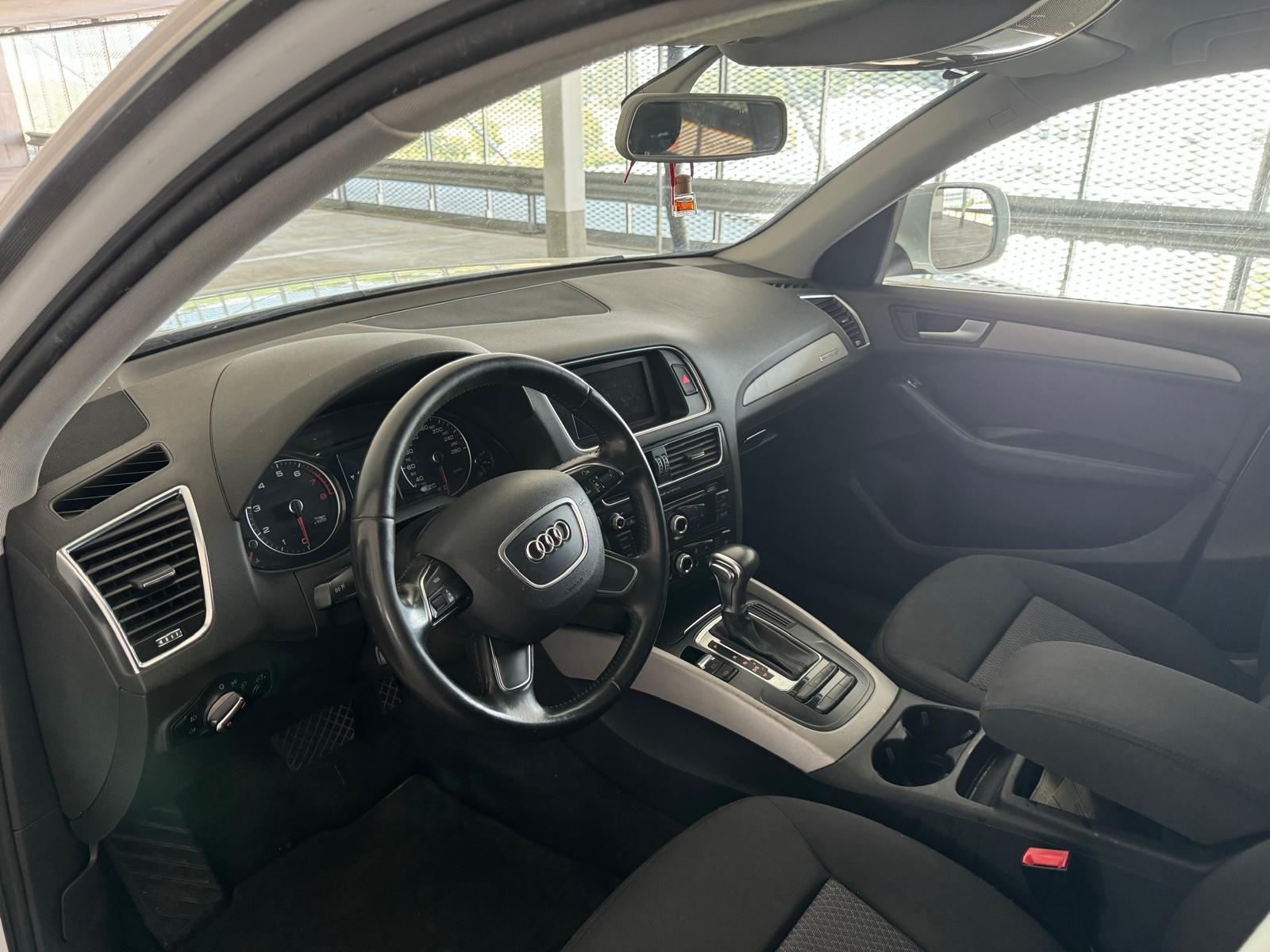 AUDI Q5 2.0 TFSI quattro tiptronic-image-9