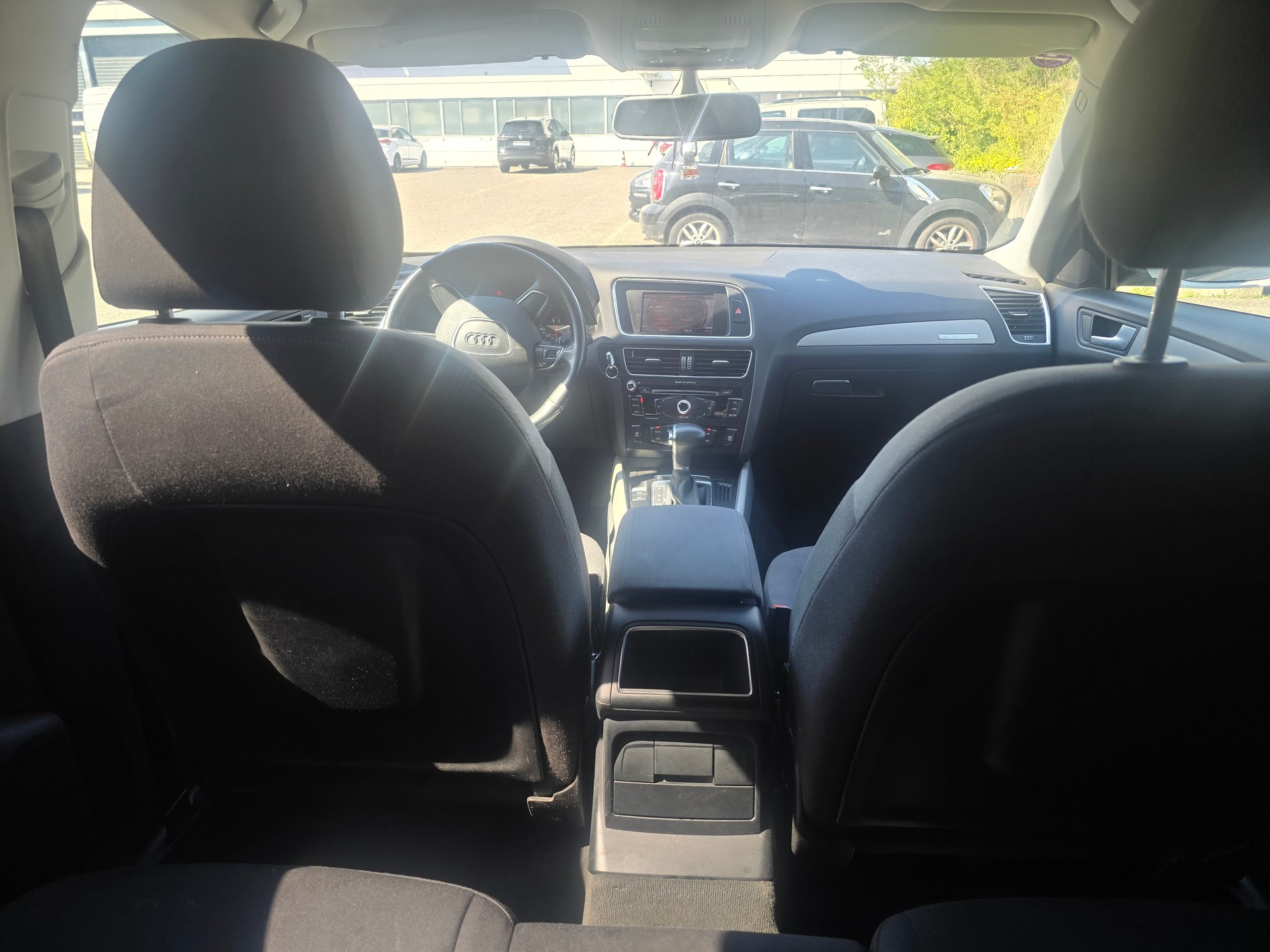 AUDI Q5 2.0 TFSI quattro tiptronic-image-6
