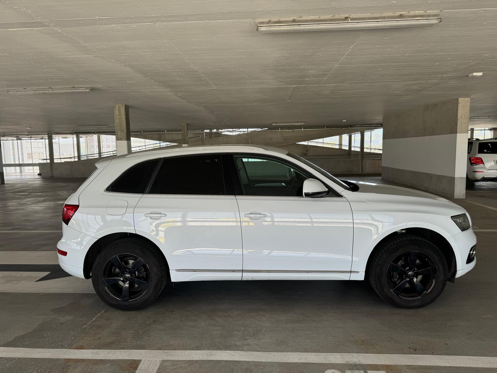 AUDI Q5 2.0 TFSI quattro tiptronic-image-4