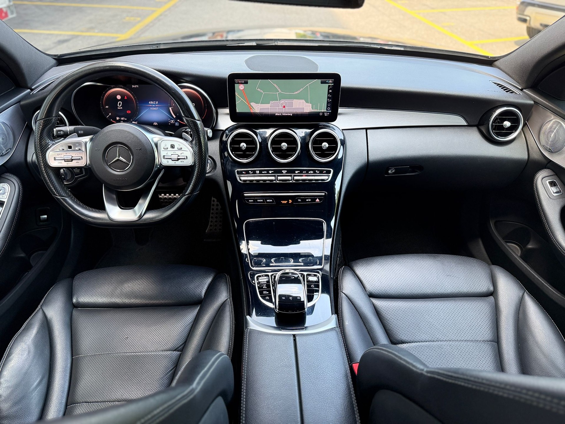 MERCEDES-BENZ C 220 d AMG Line 4matic-image-10